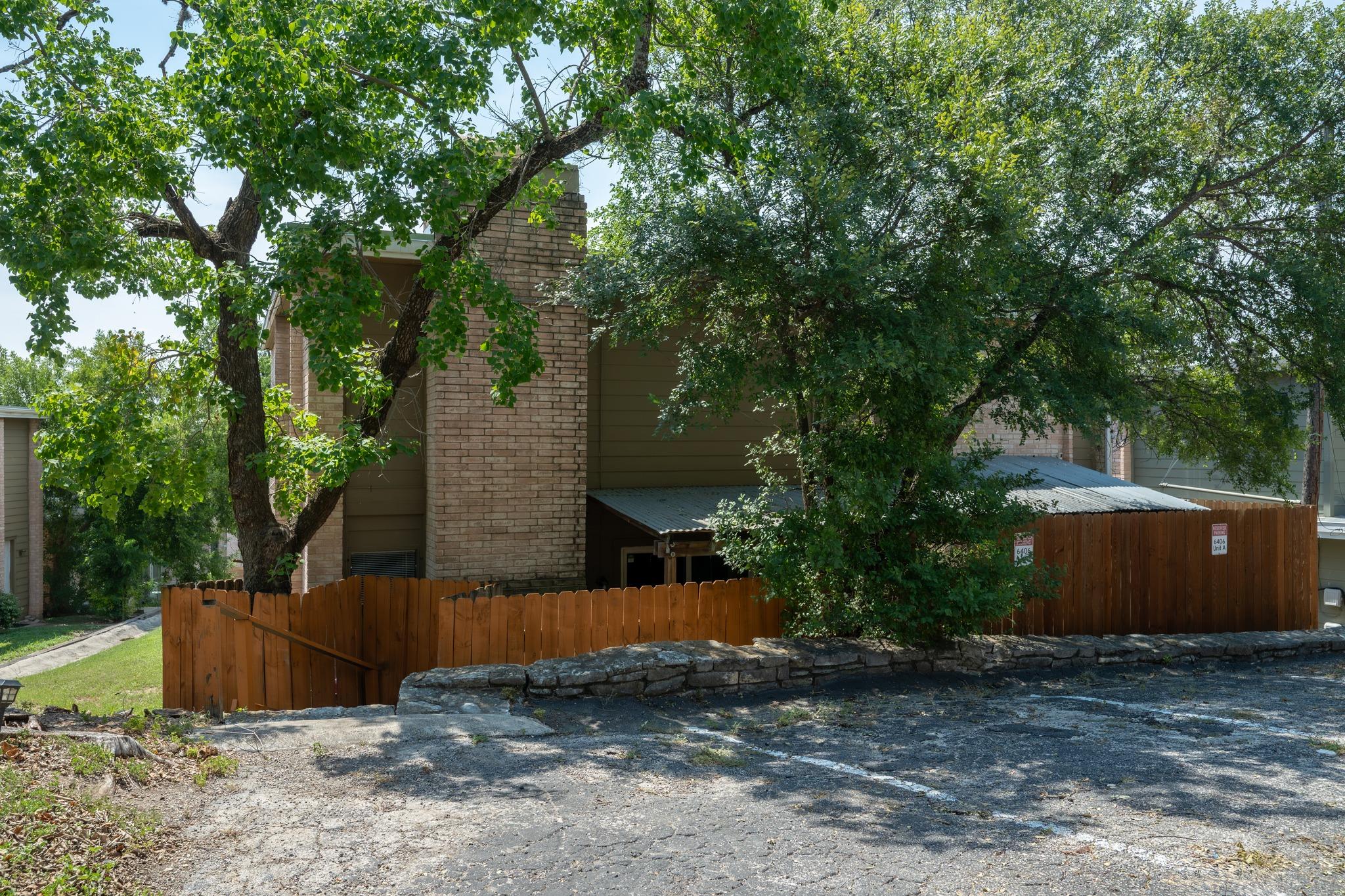6406 Chimney Creek CIR #B, Austin, TX 78723