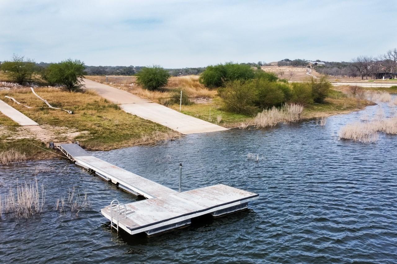 421 Chimney Cove DR, Marble Falls, TX 78654
