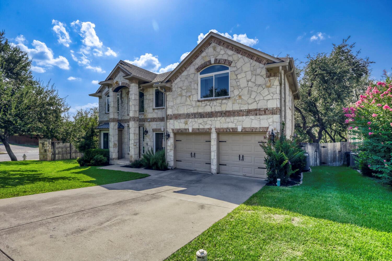 12052 Tulare DR, Austin, TX 78738