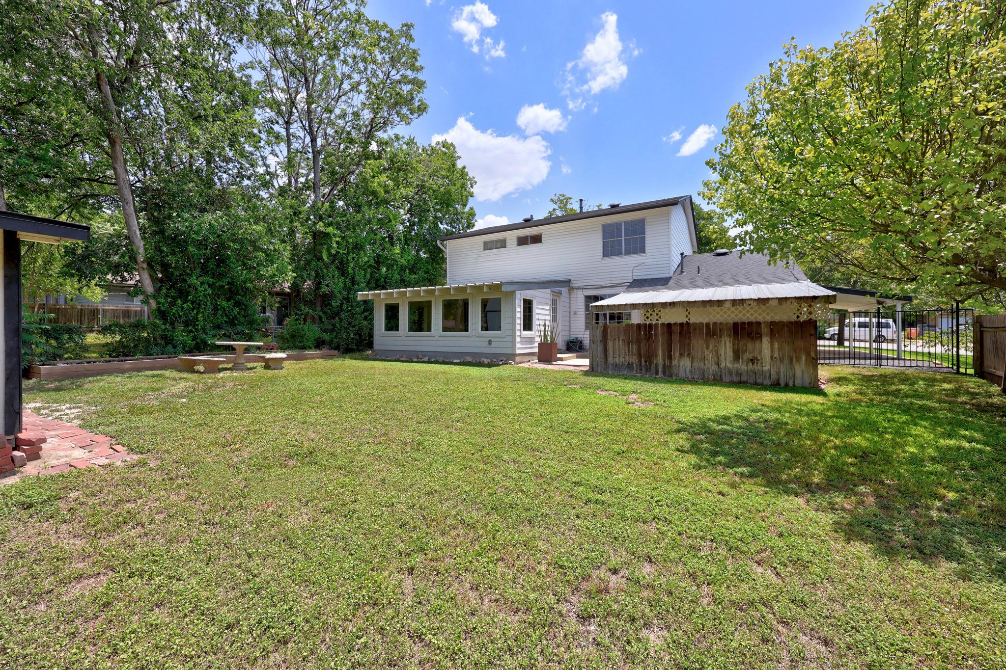 6912 Langston DR, Austin, TX 78723