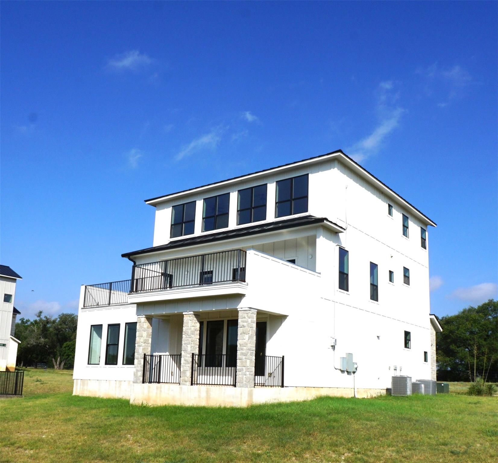 2501 Bruin DR #52, Spicewood, TX 78669