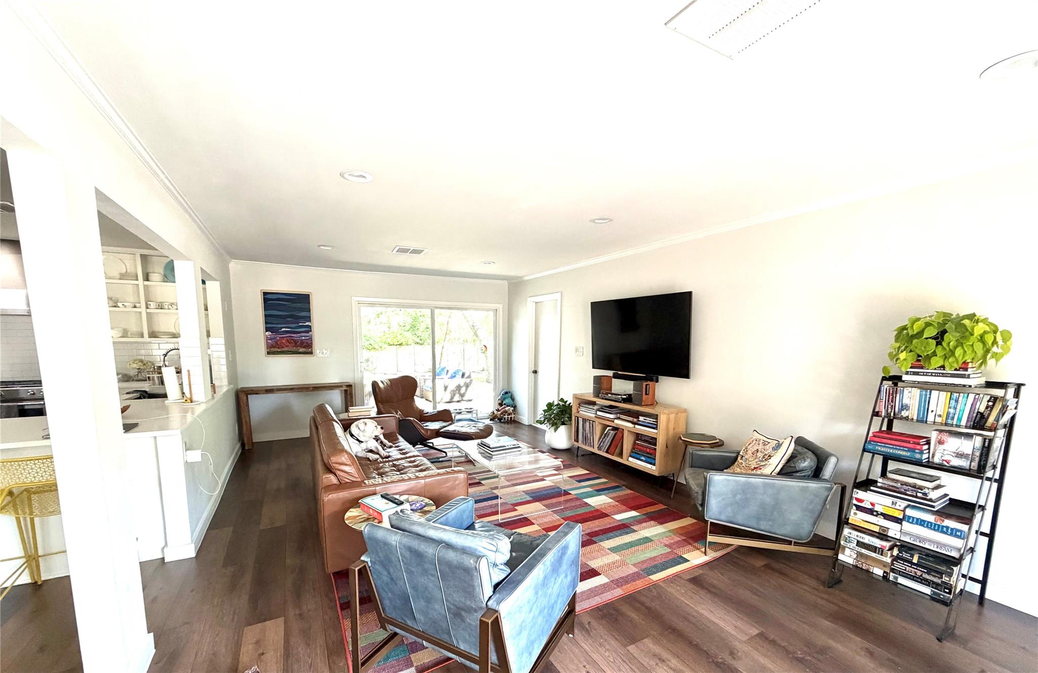 435 Brady LN, Austin, TX 78746