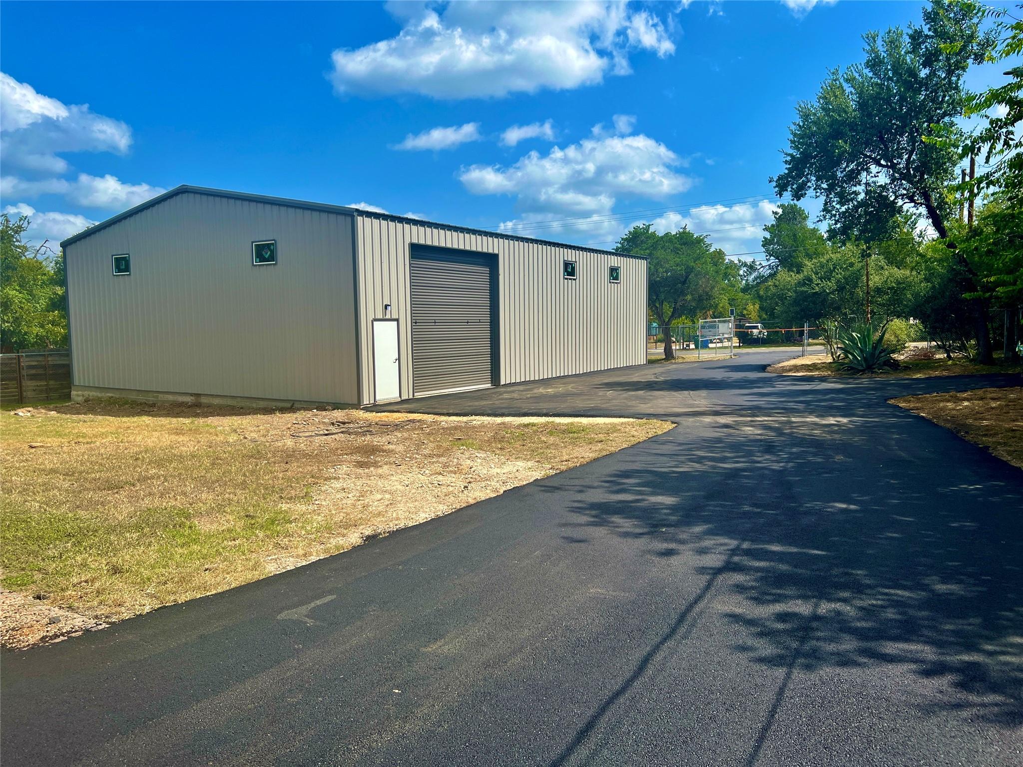 16001 Awalt DR, Austin, TX 78734