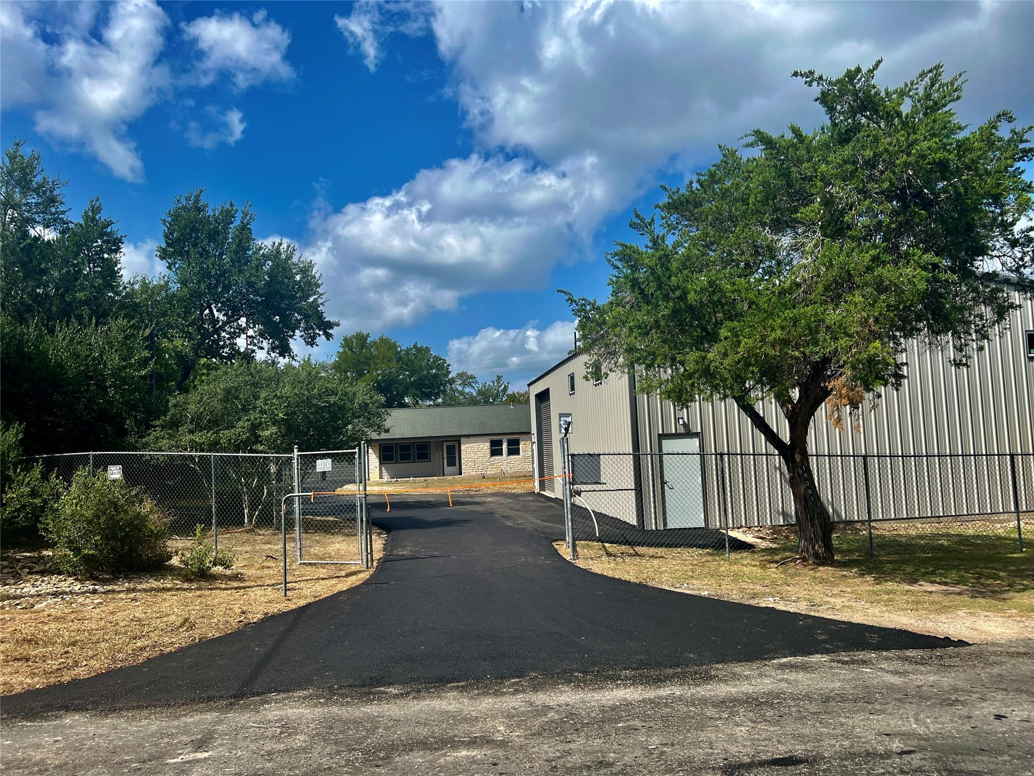 16001 Awalt DR, Austin, TX 78734