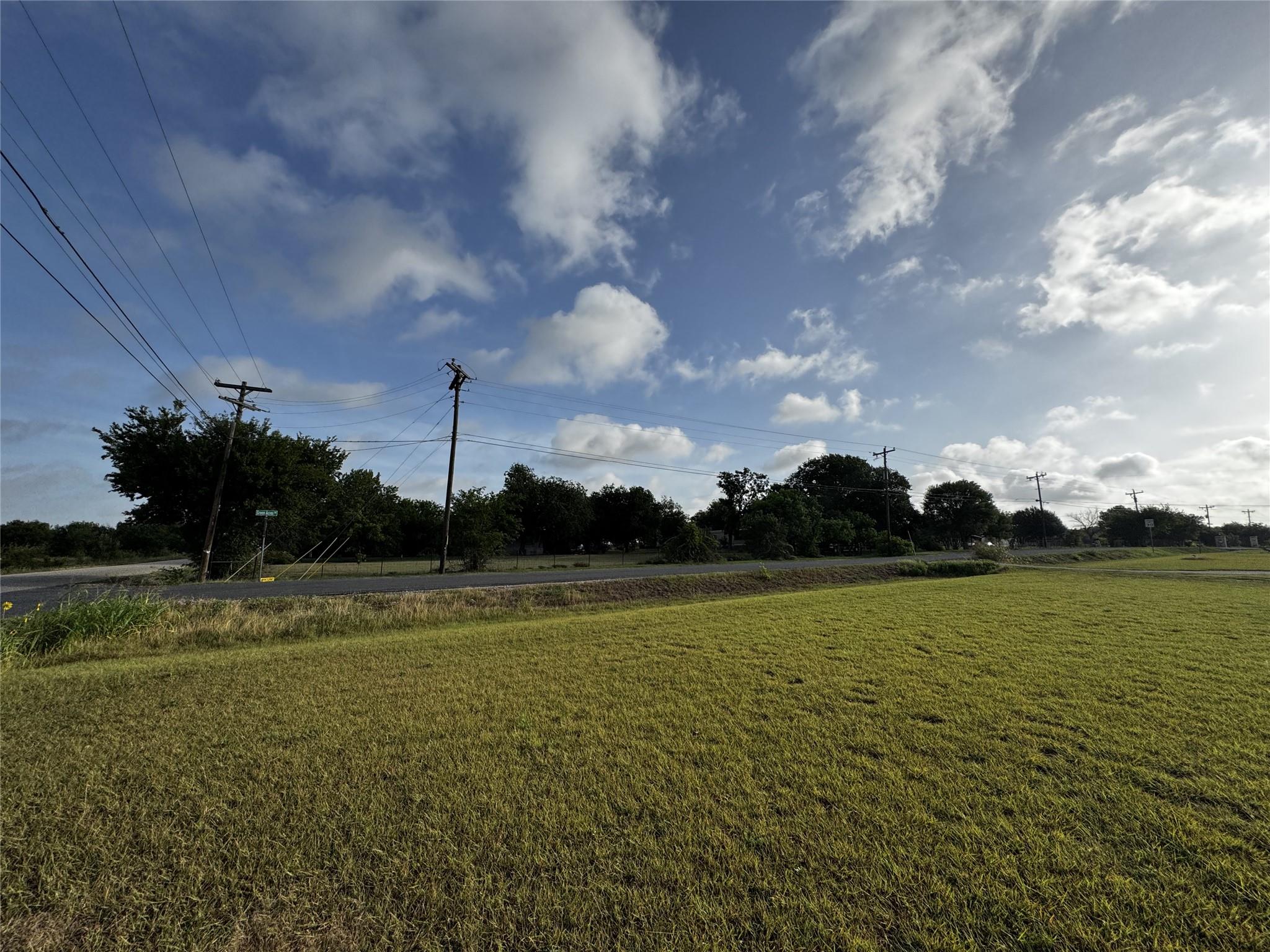30 Green Acres, Jarrell, TX 78626