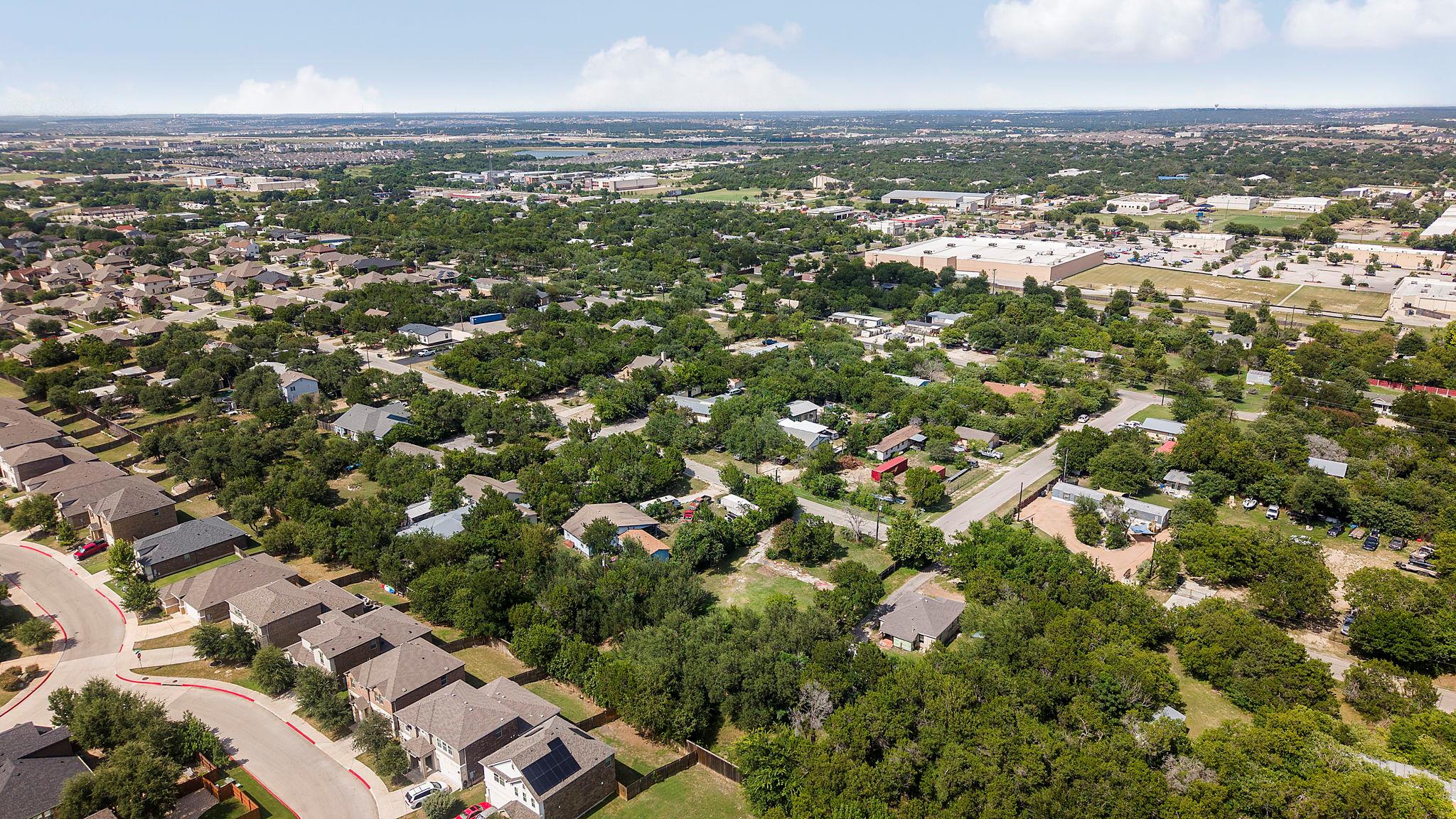 1305 High Chaparral DR, Leander, TX 78641