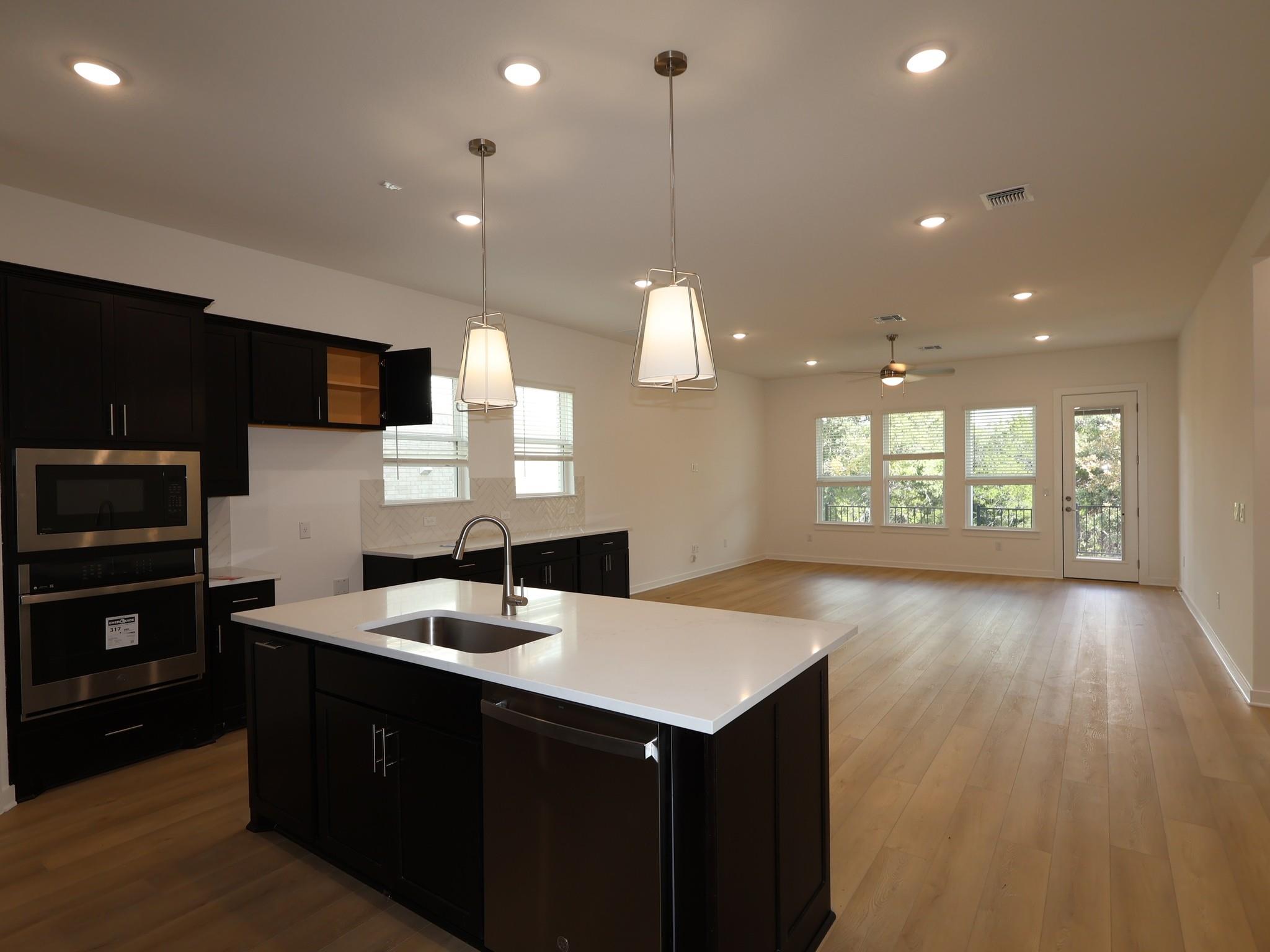 4020 Fulton DR, Leander, TX 78641