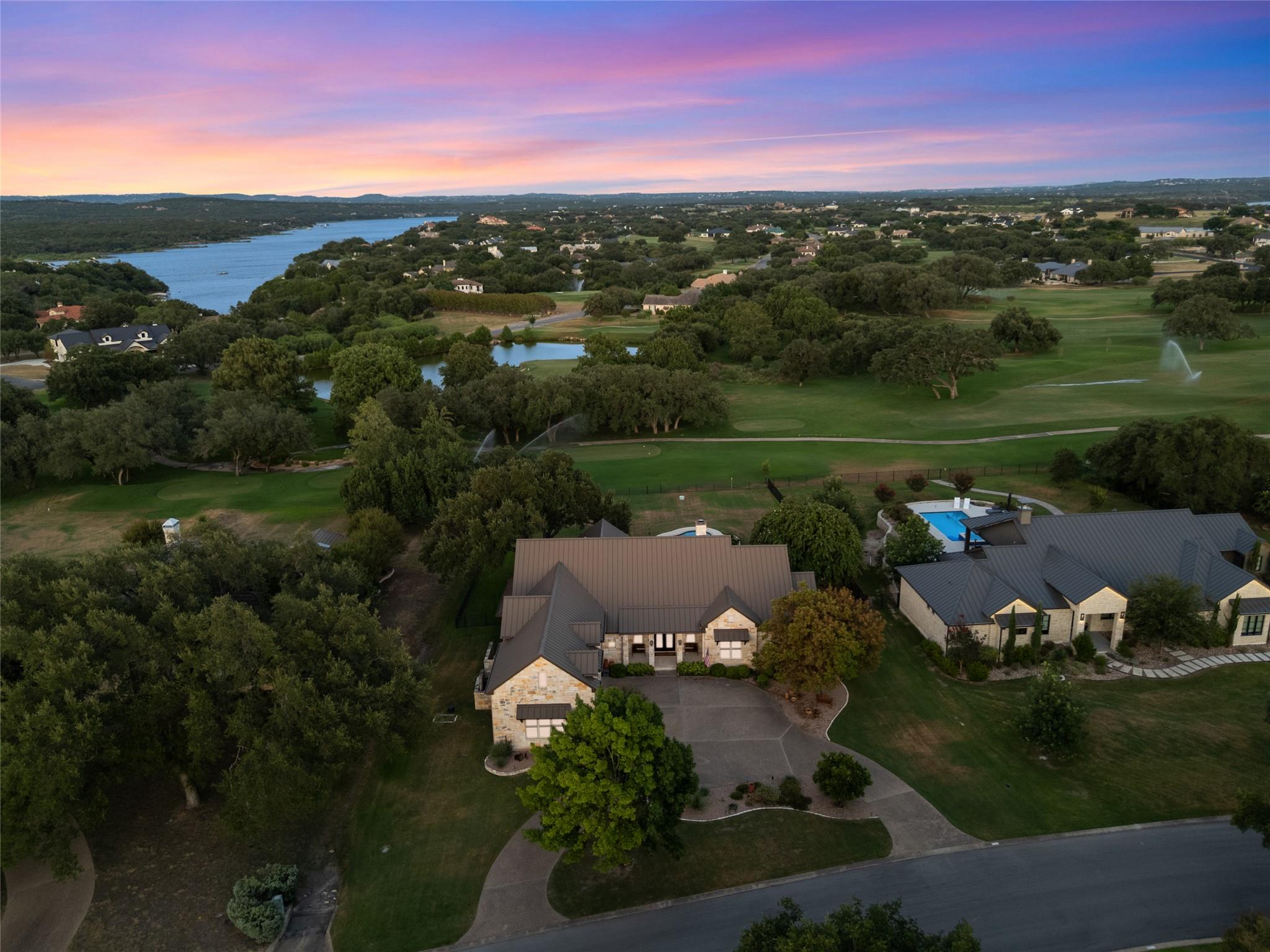 27017 Masters Pw, Spicewood, TX 78669