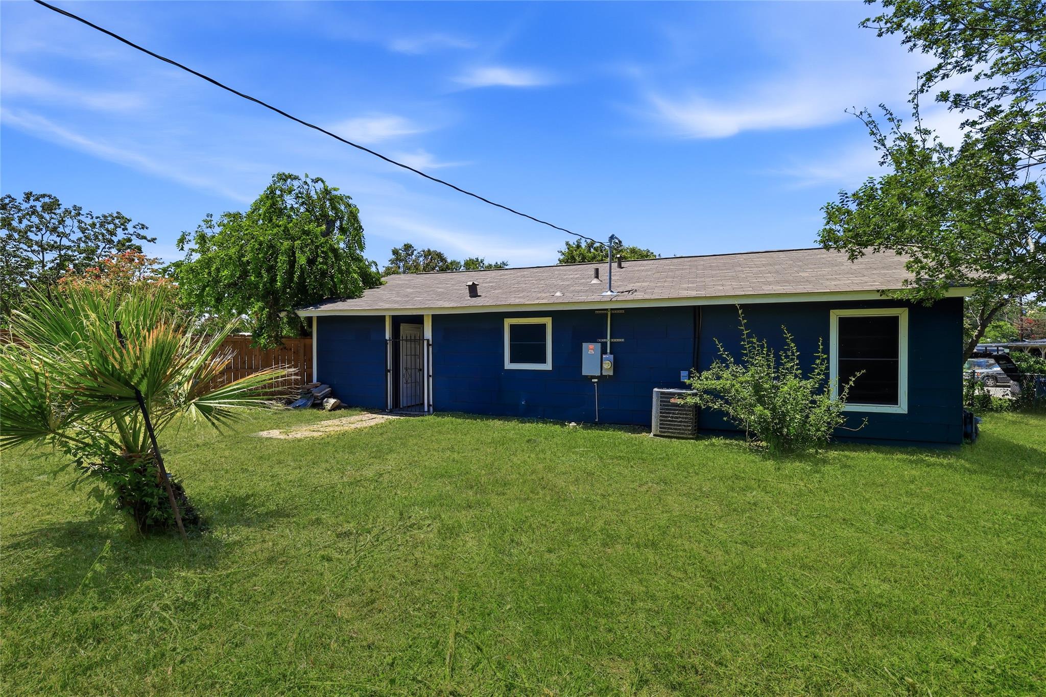 7126 W Westbriar ST, San Antonio, TX 78227