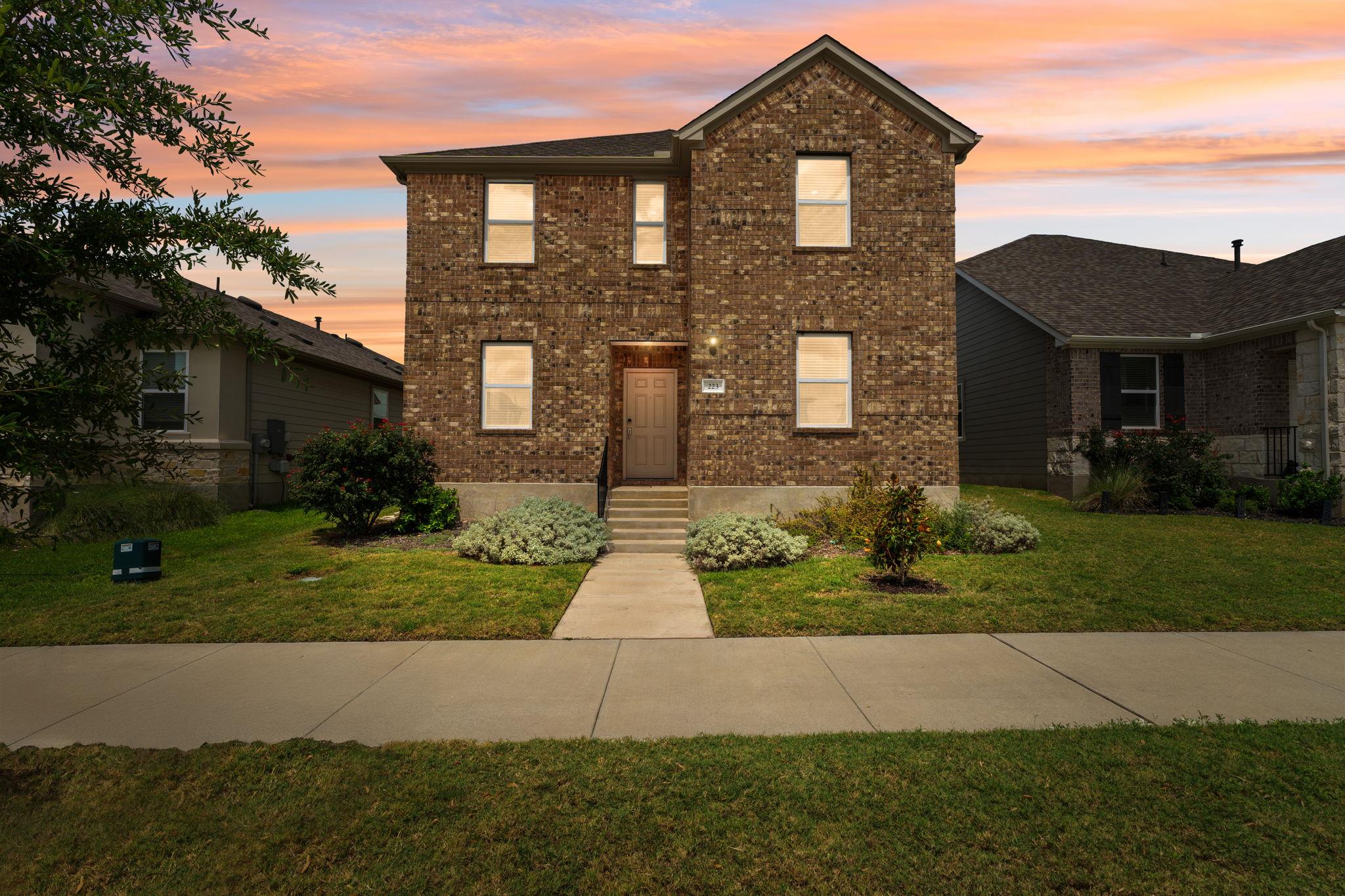 223 Flowers Ave, Hutto, TX 78634