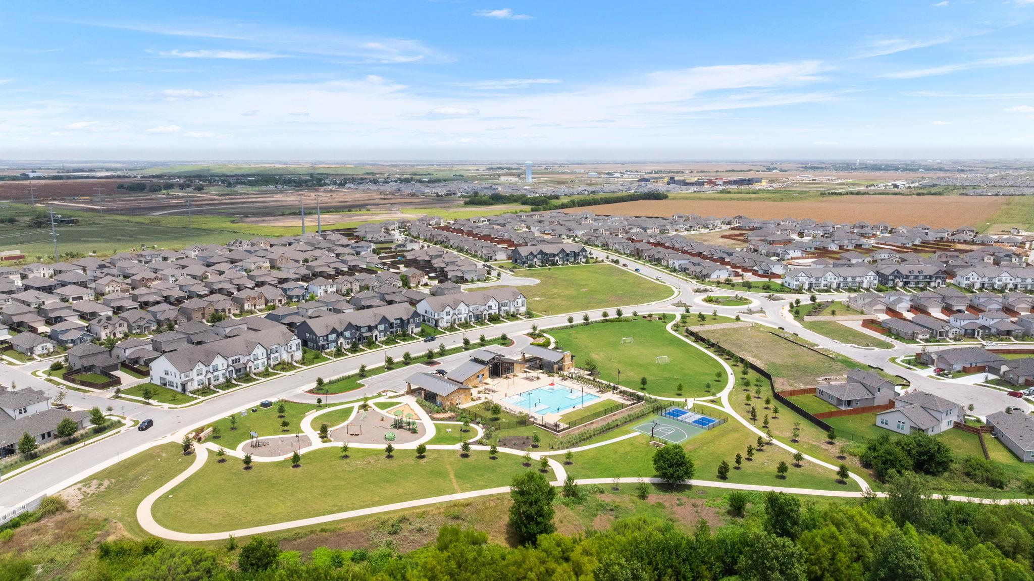 223 Flowers Ave, Hutto, TX 78634