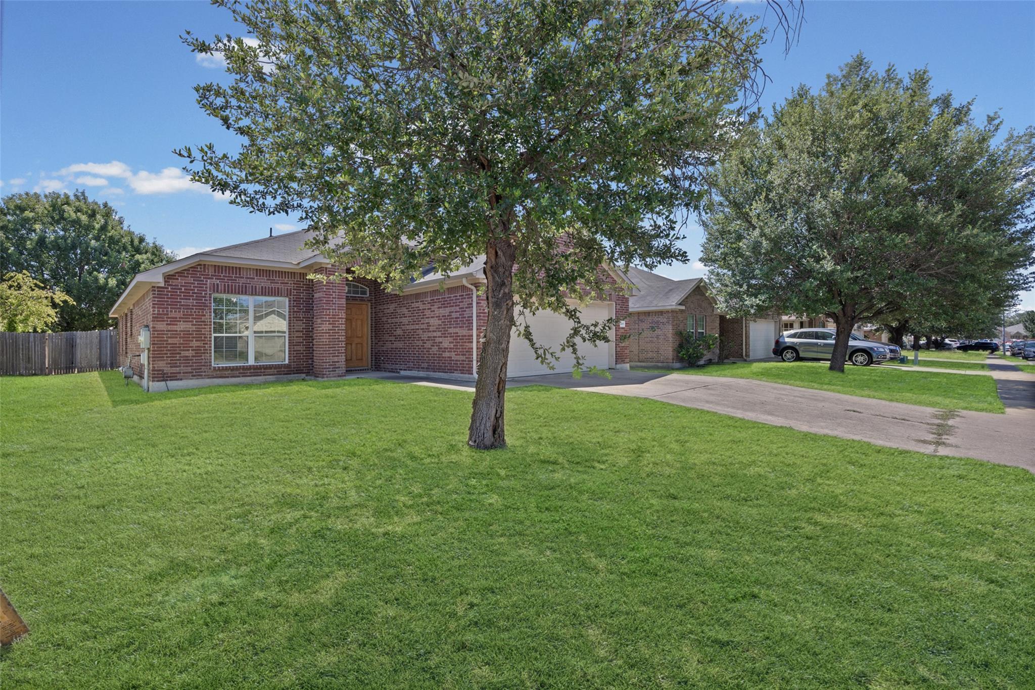 1485 Rainbow Parke DR, Round Rock, TX 78665