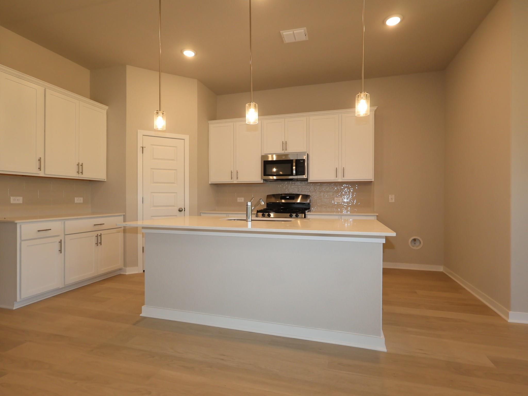 9304 Furman DR, Austin, TX 78747