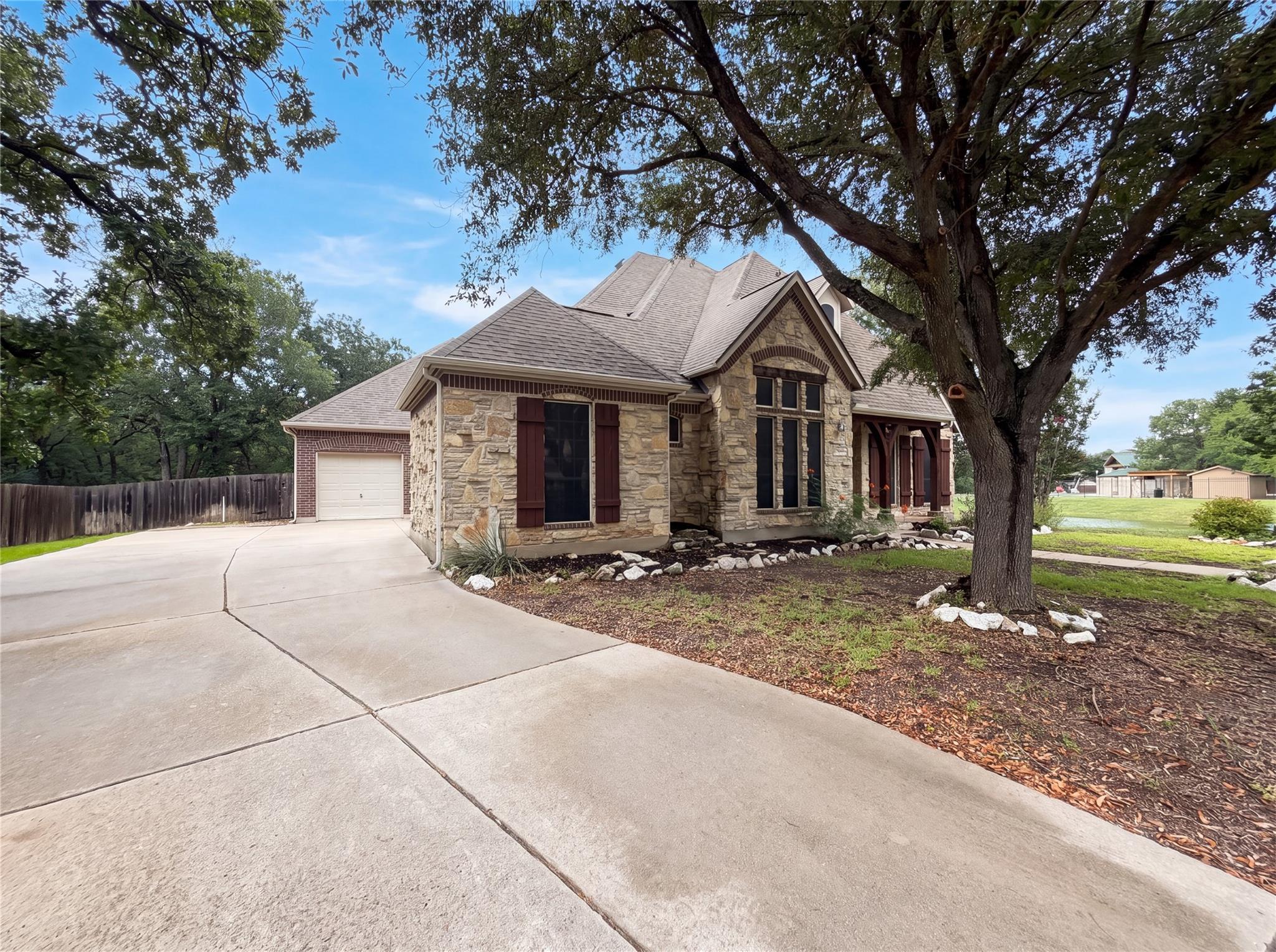 1724 Westend PL, Round Rock, TX 78681