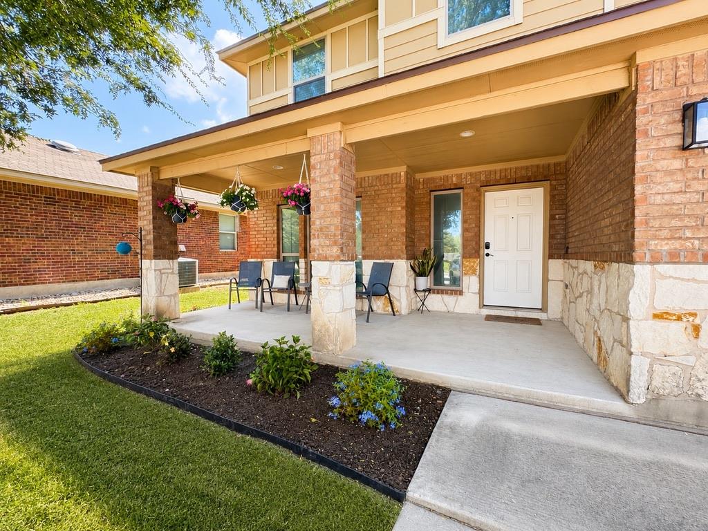 1061 Hot Spring VLY, Buda, TX 78610