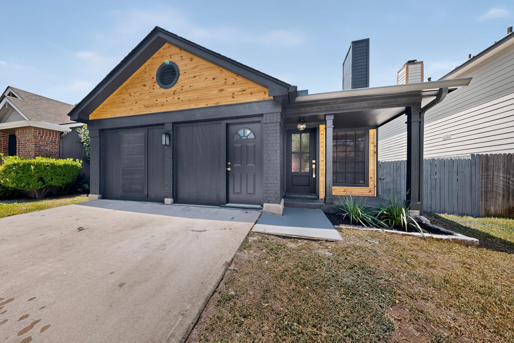 616 Smoke Signal Ps, Pflugerville, TX 78660