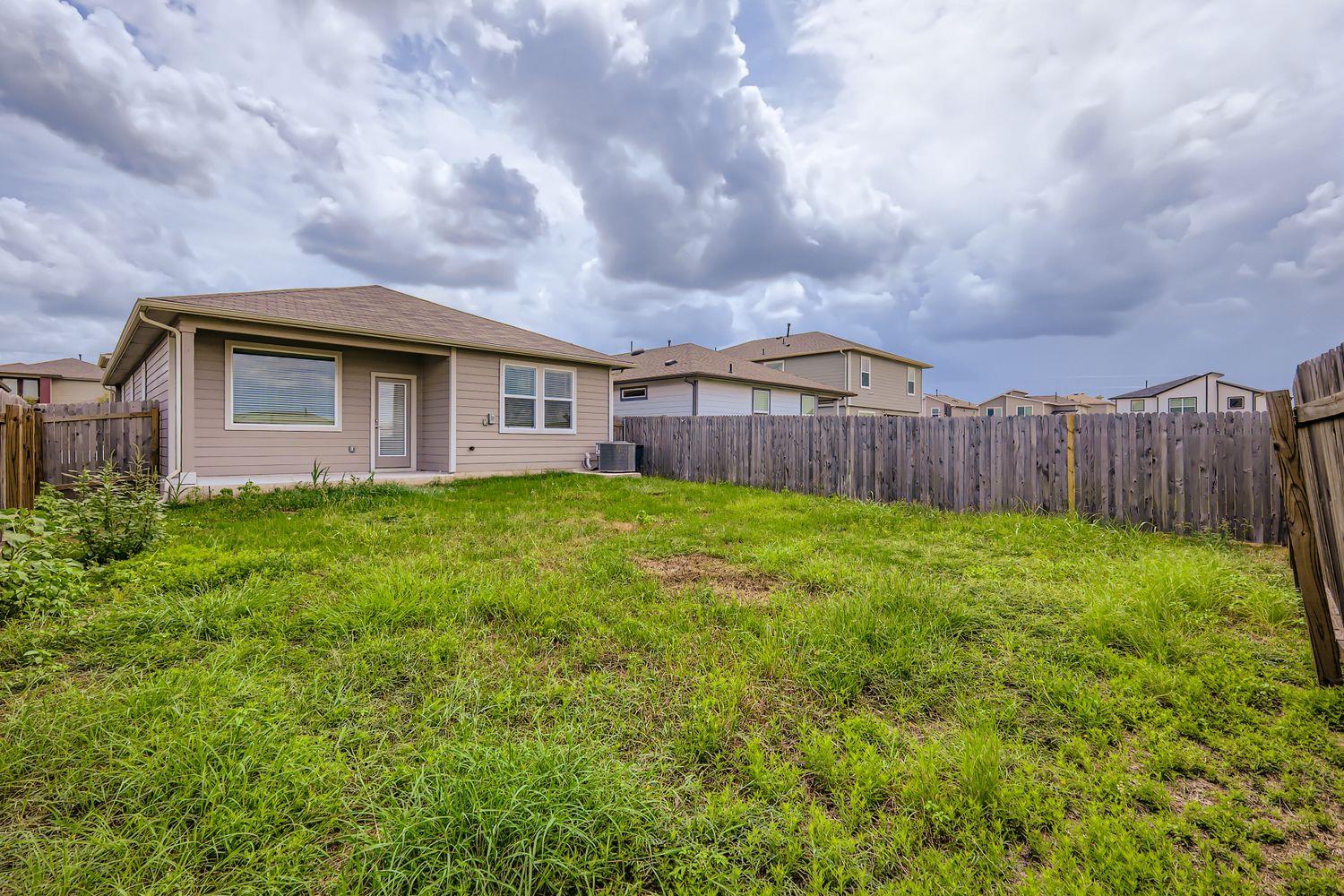 222 New Hampton Way, San Marcos, TX 78666