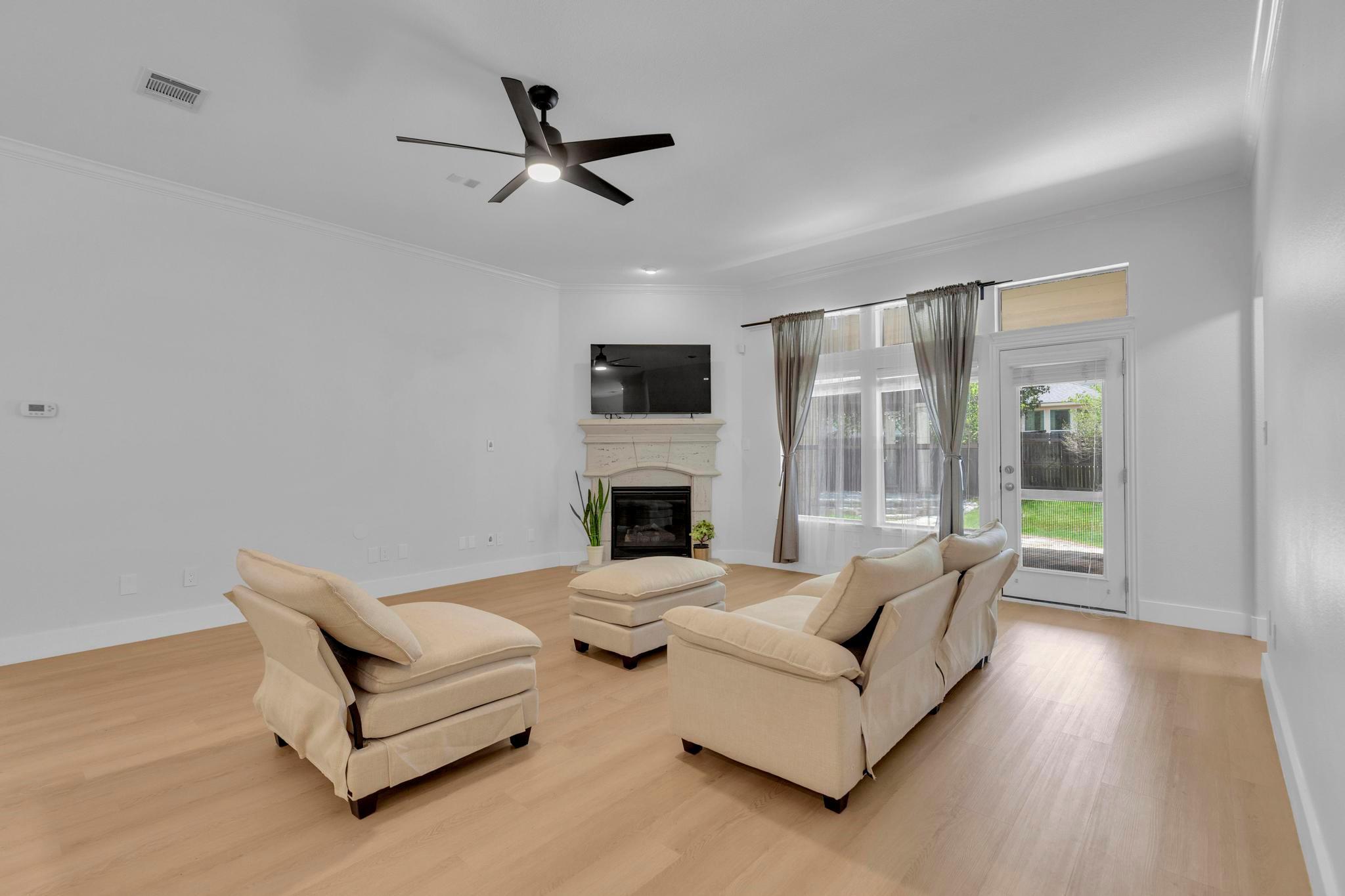 18708 Wind Valley Way, Pflugerville, TX 78660