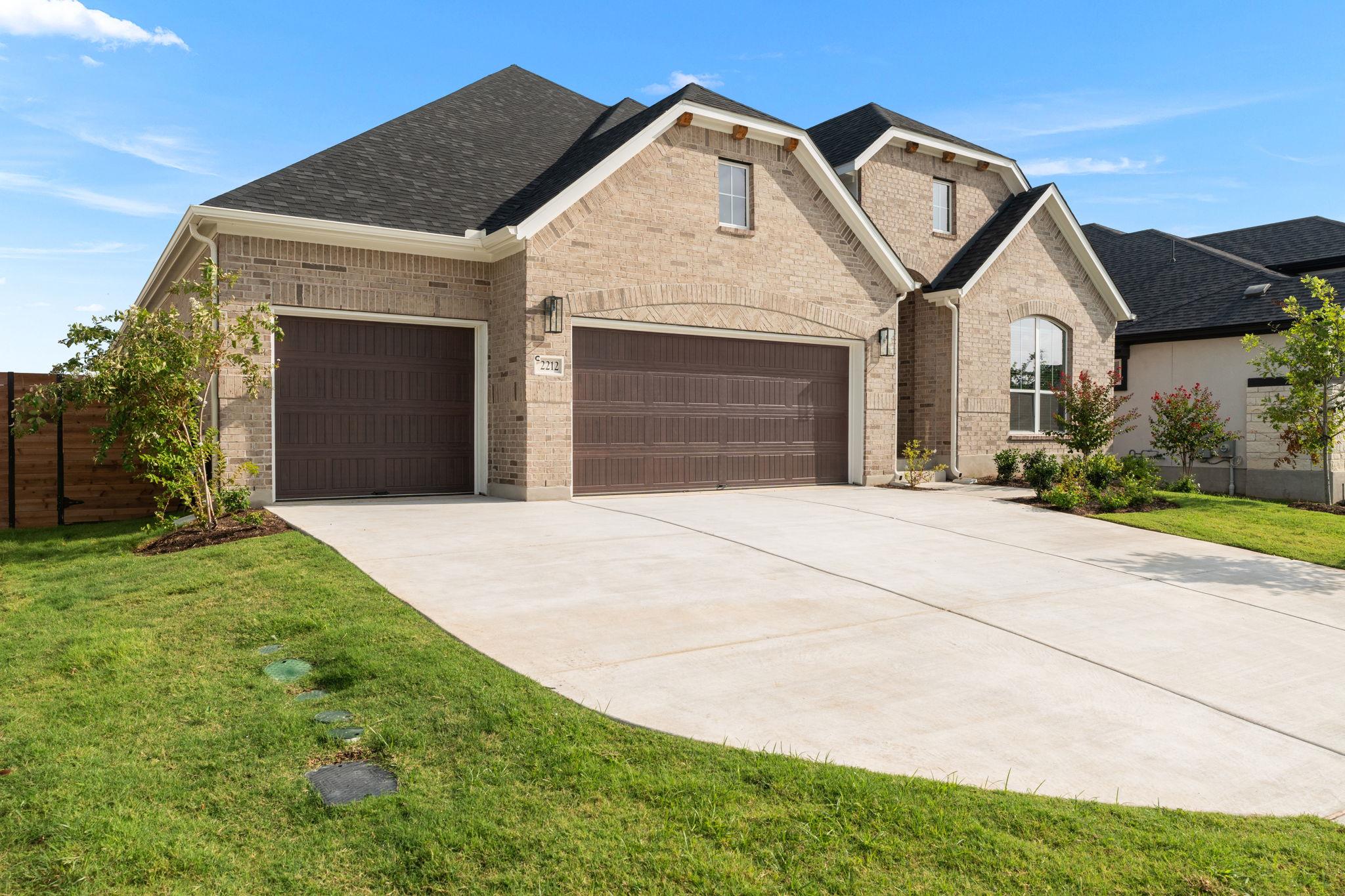 2212 Tobiano TRCE, Georgetown, TX 78633
