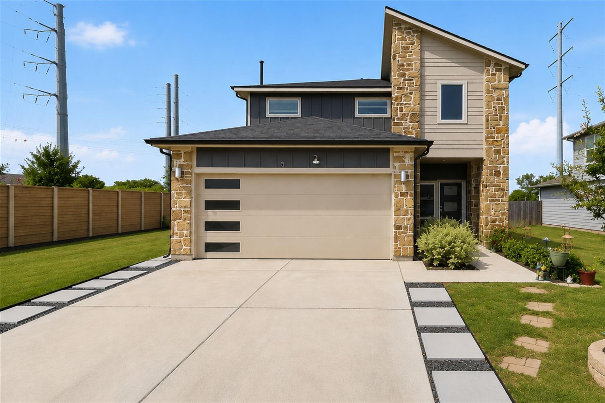 307 Wilshire RD, San Marcos, TX 78666