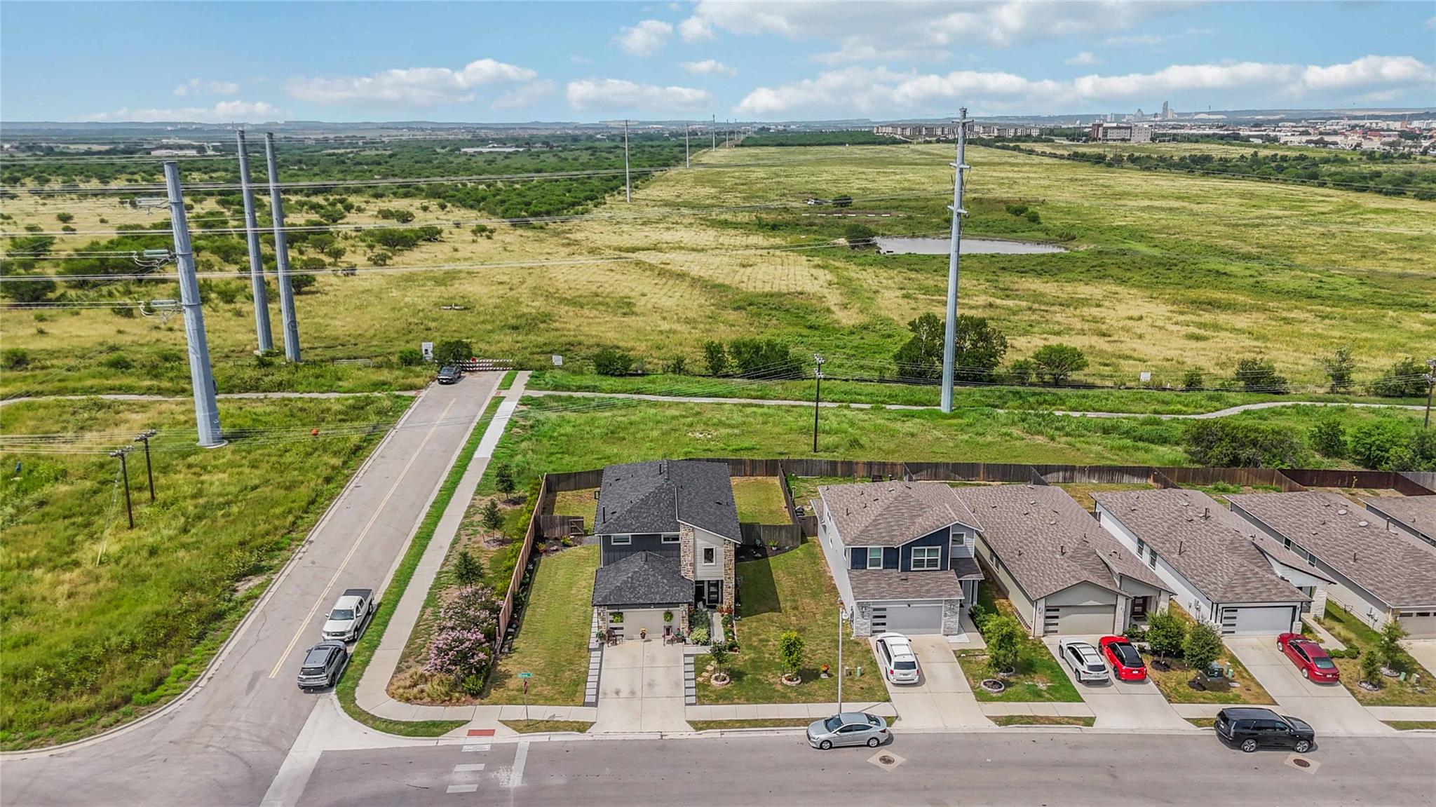 307 Wilshire RD, San Marcos, TX 78666