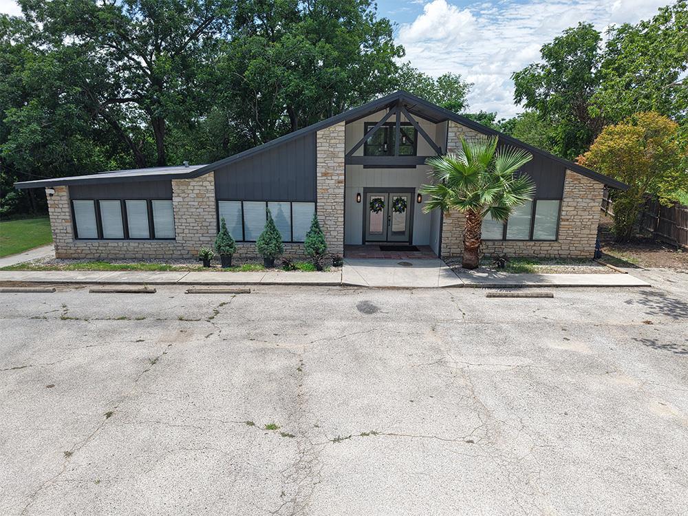 1801 Uhland RD #CR161, San Marcos, TX 78666
