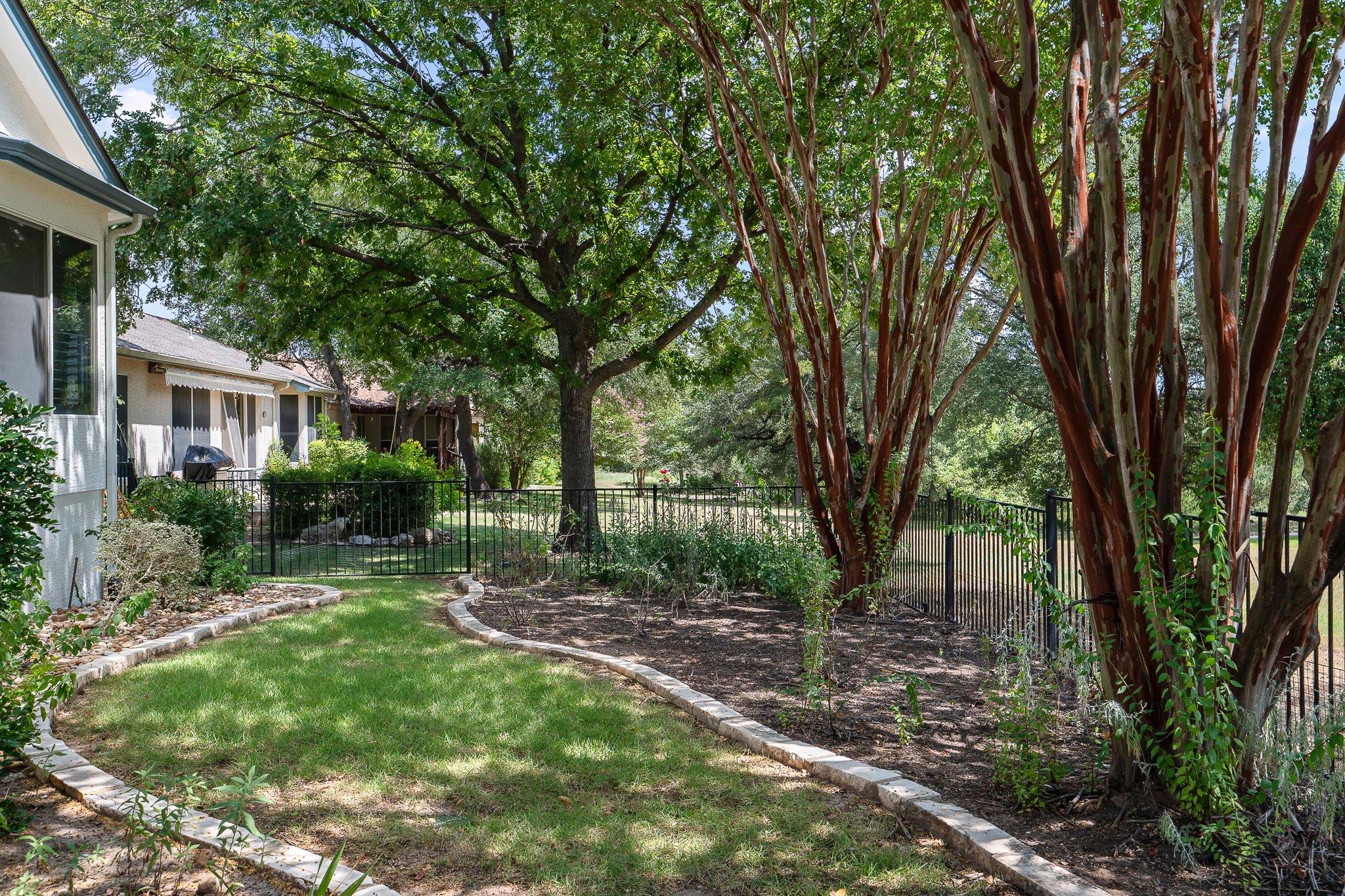 101 Vinca DR, Georgetown, TX 78633