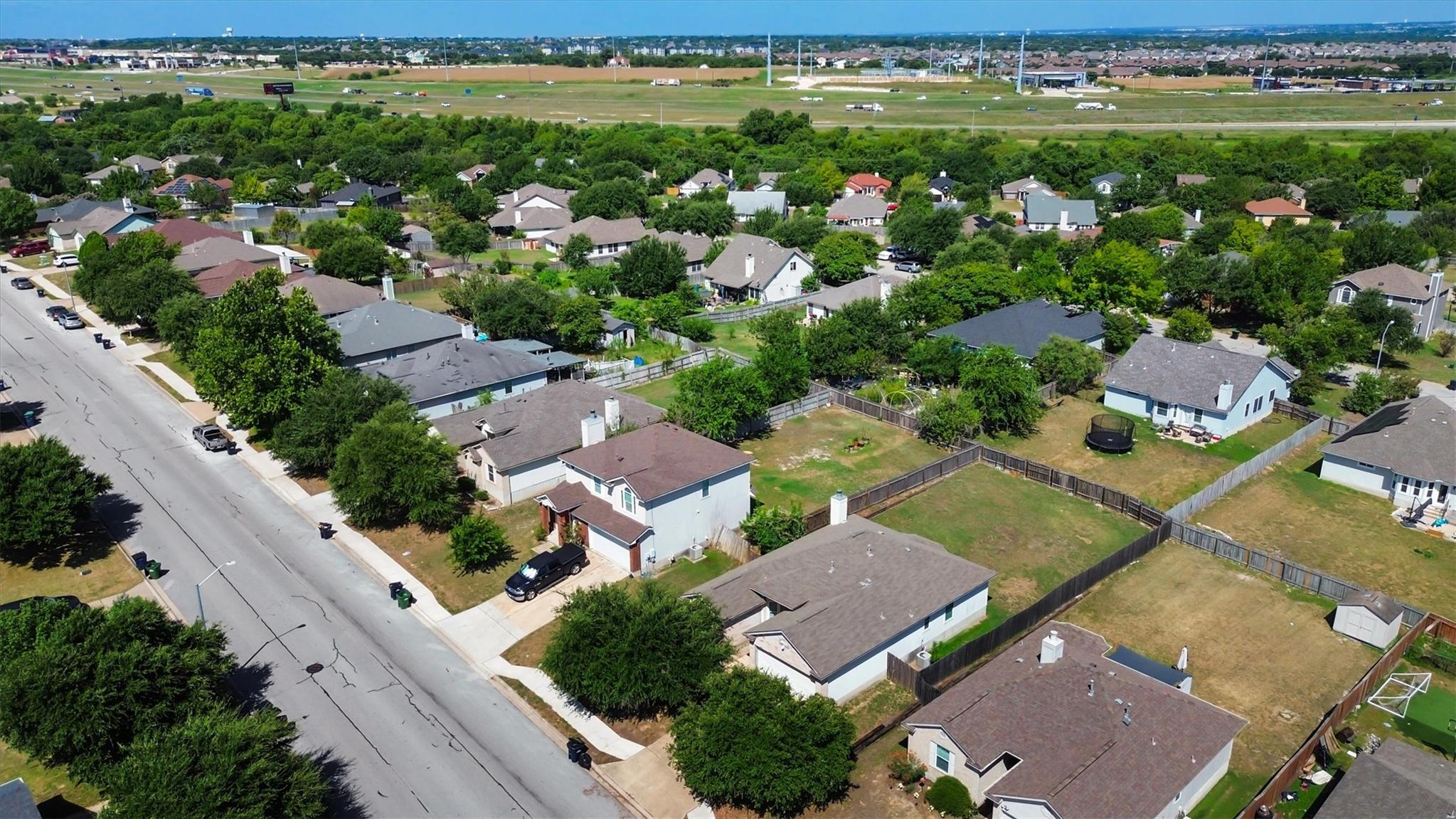411 Estate DR, Hutto, TX 78634
