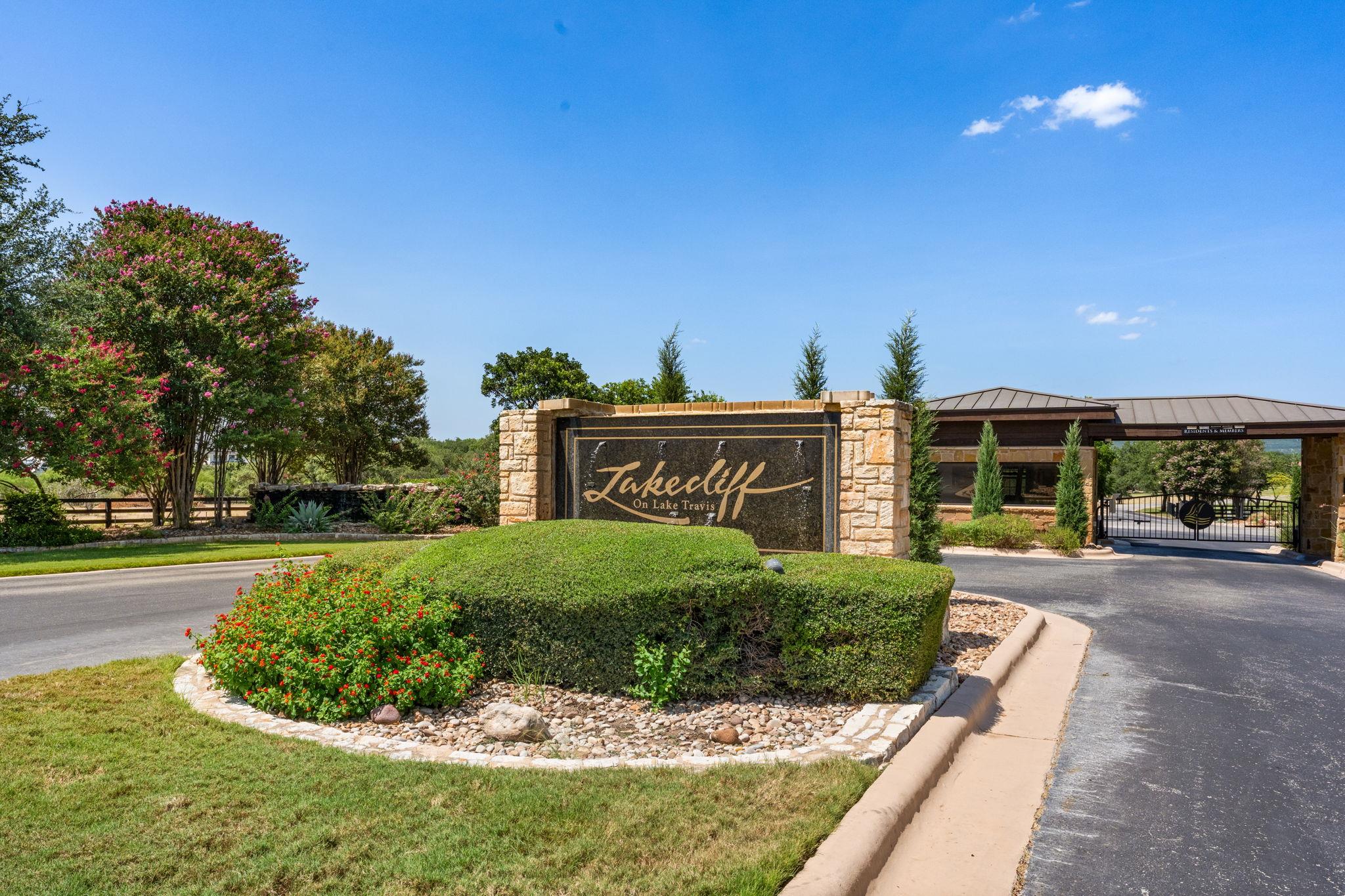2819 Cliff PT, Spicewood, TX 78669