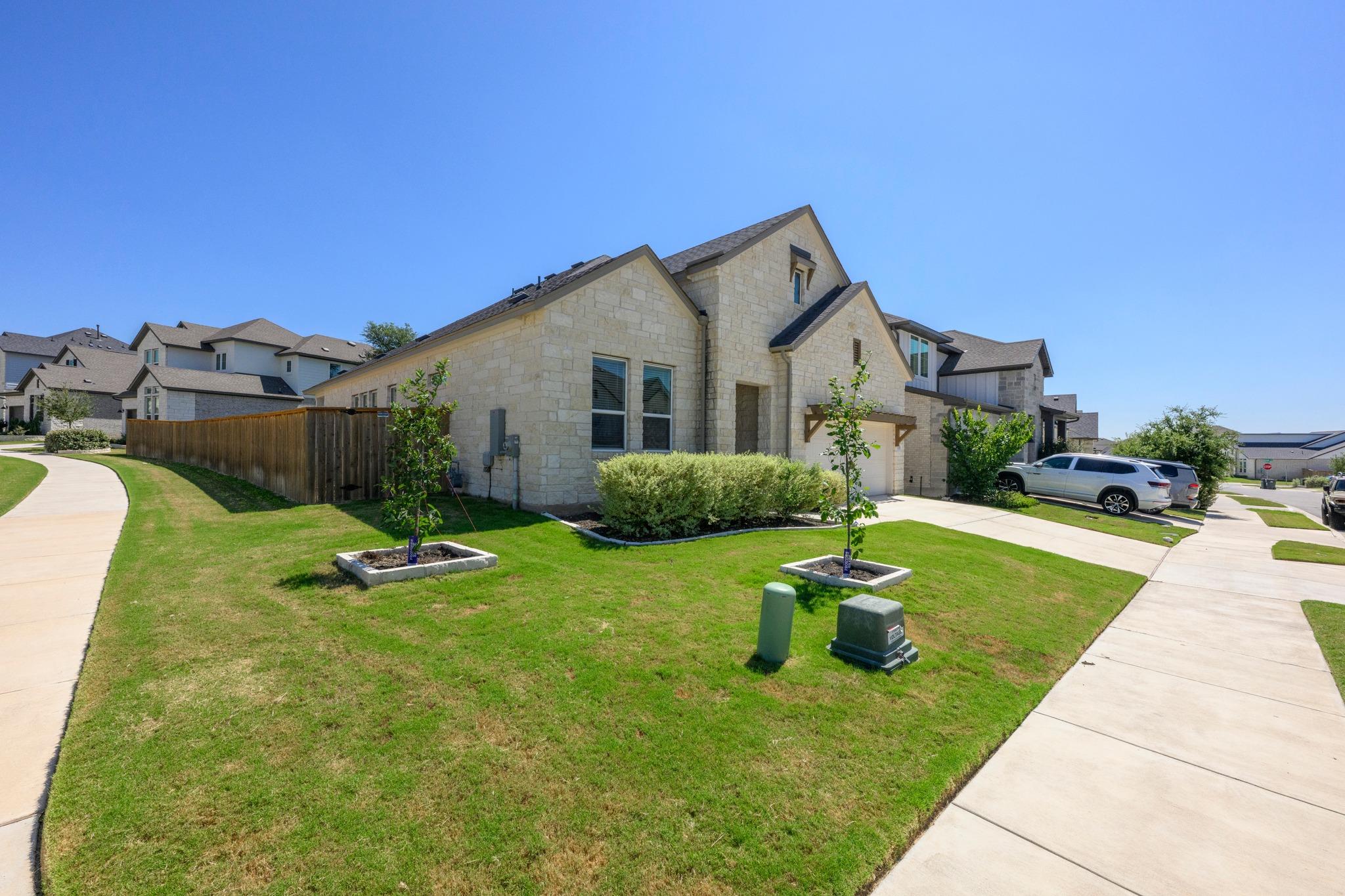 374 Kings Pine DR, Dripping Springs, TX 78620