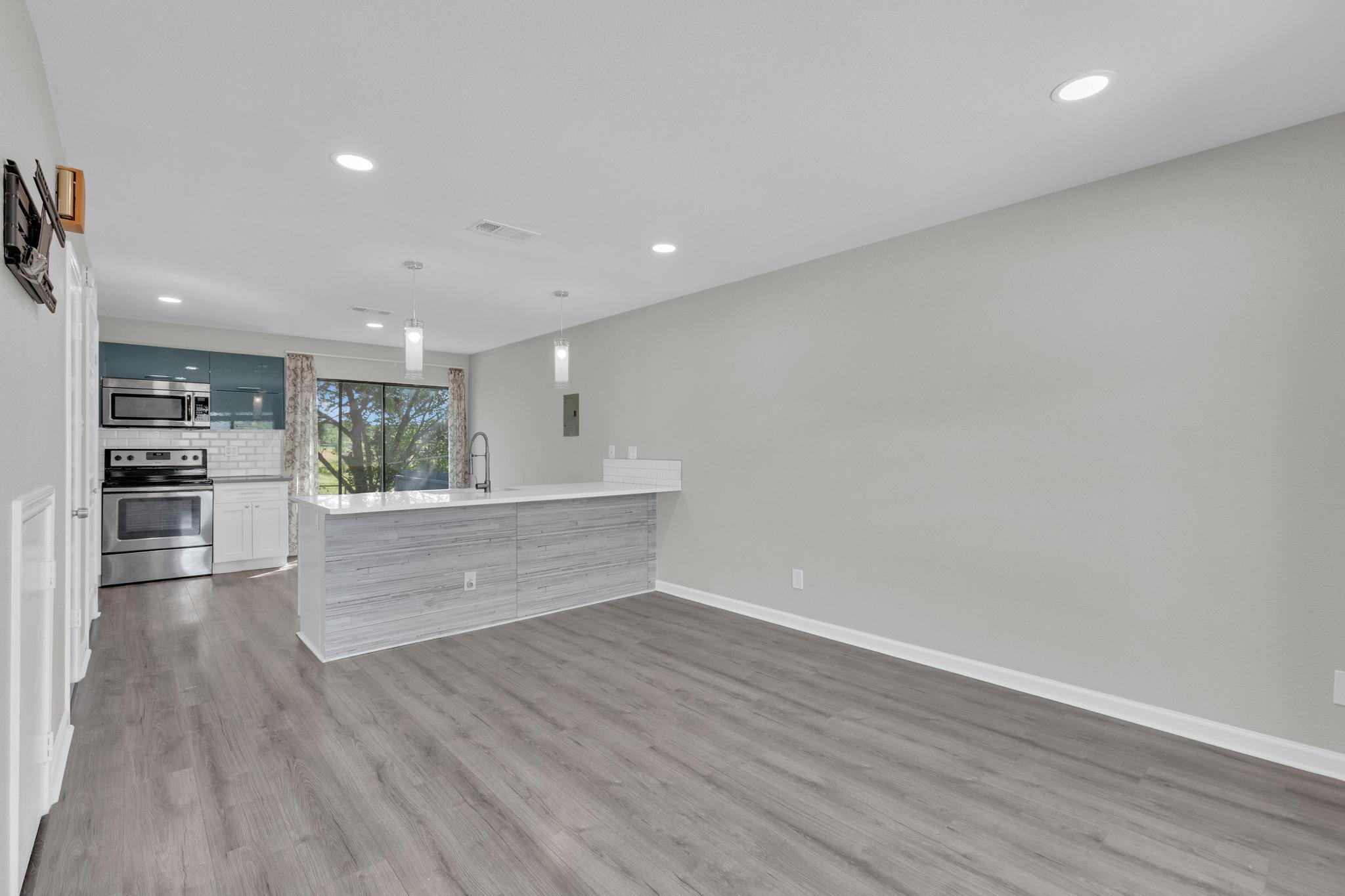 3004 Whisper Oaks LN #H, Georgetown, TX 78628
