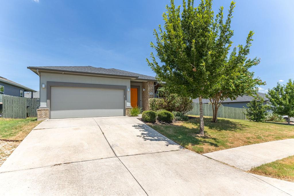 16528 Glimmering RD, Manor, TX 78653