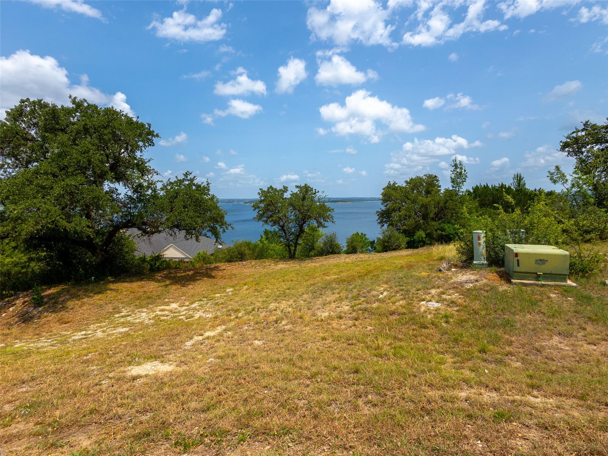 909 Janet DR, Canyon Lake, TX 78133