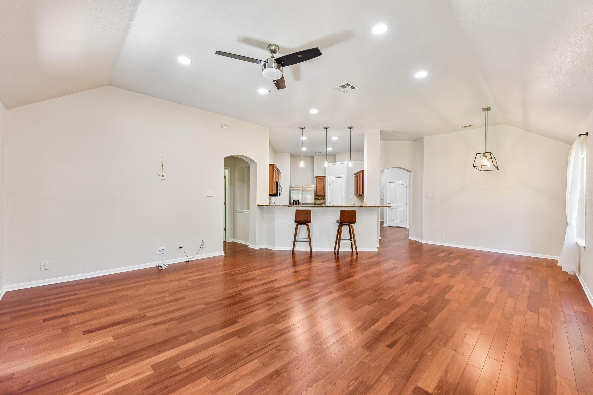 5958 Salcon Cliff DR, Austin, TX 78749