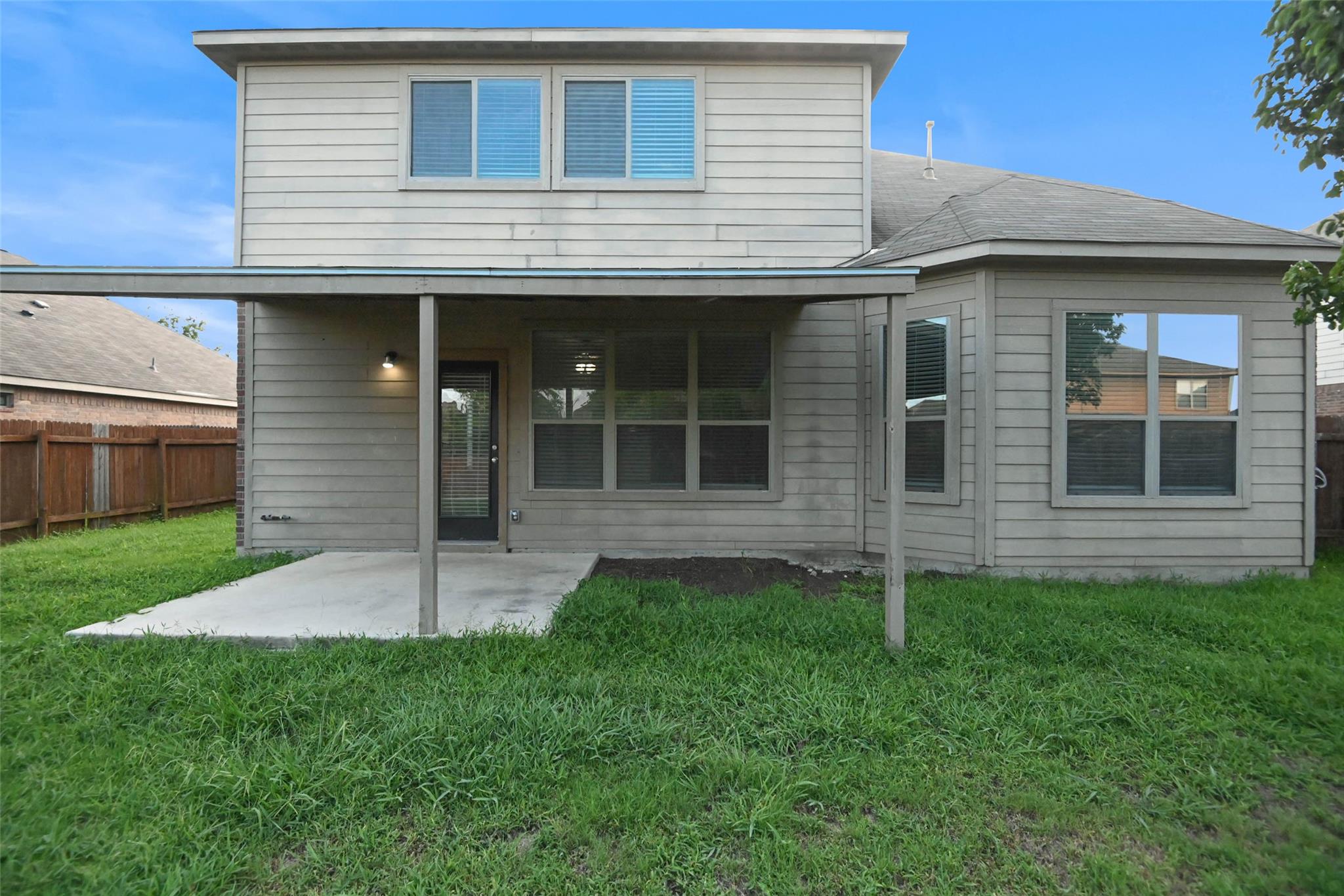 621 Hot Spring VLY, Buda, TX 78610