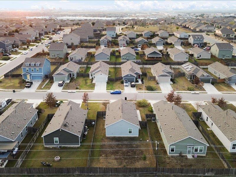 161 Emerald Green TRL, Buda, TX 78610