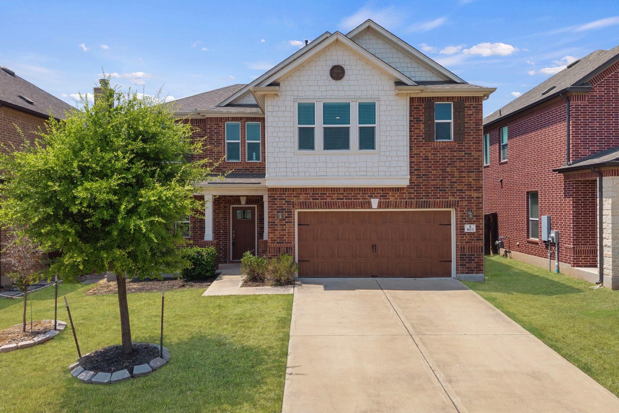 1613 Sonny DR, Leander, TX 78641