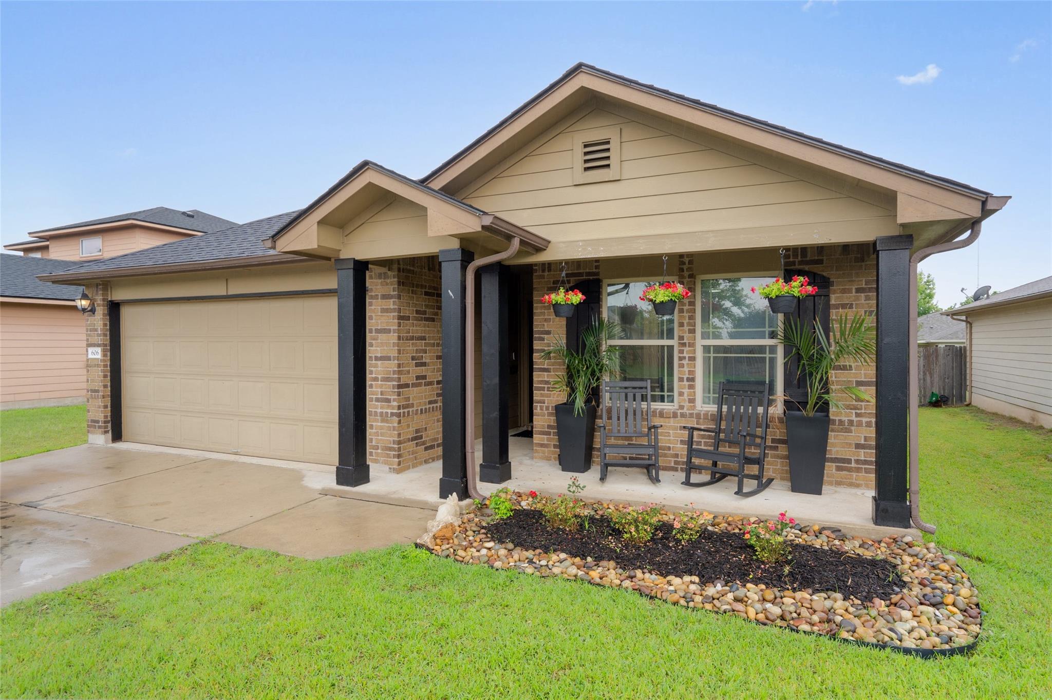 606 Old Peak RD, Georgetown, TX 78626