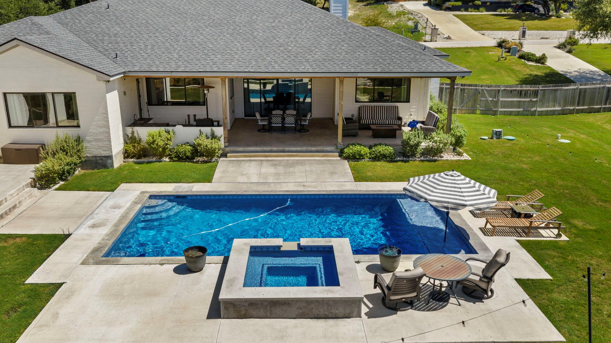 105 Taylor Creek Way, Liberty Hill, TX 78642