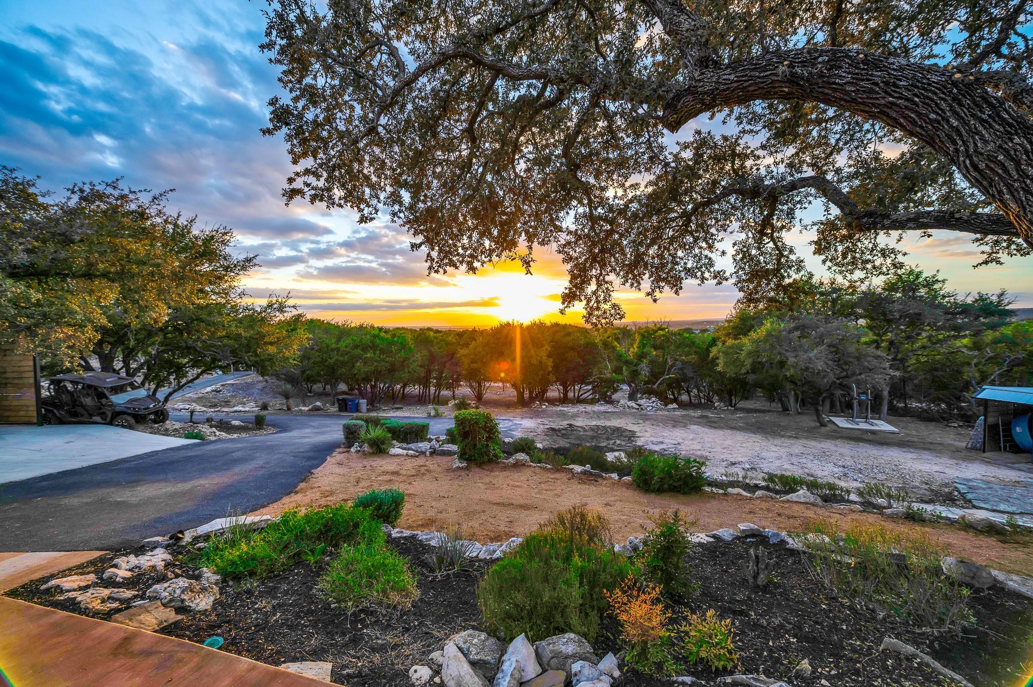 1564 Crossbow DR, Canyon Lake, TX 78133