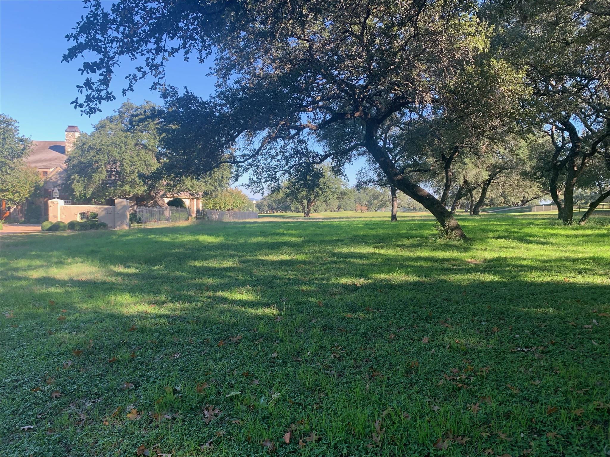 27029 Masters Pkwy, Spicewood, TX 78669