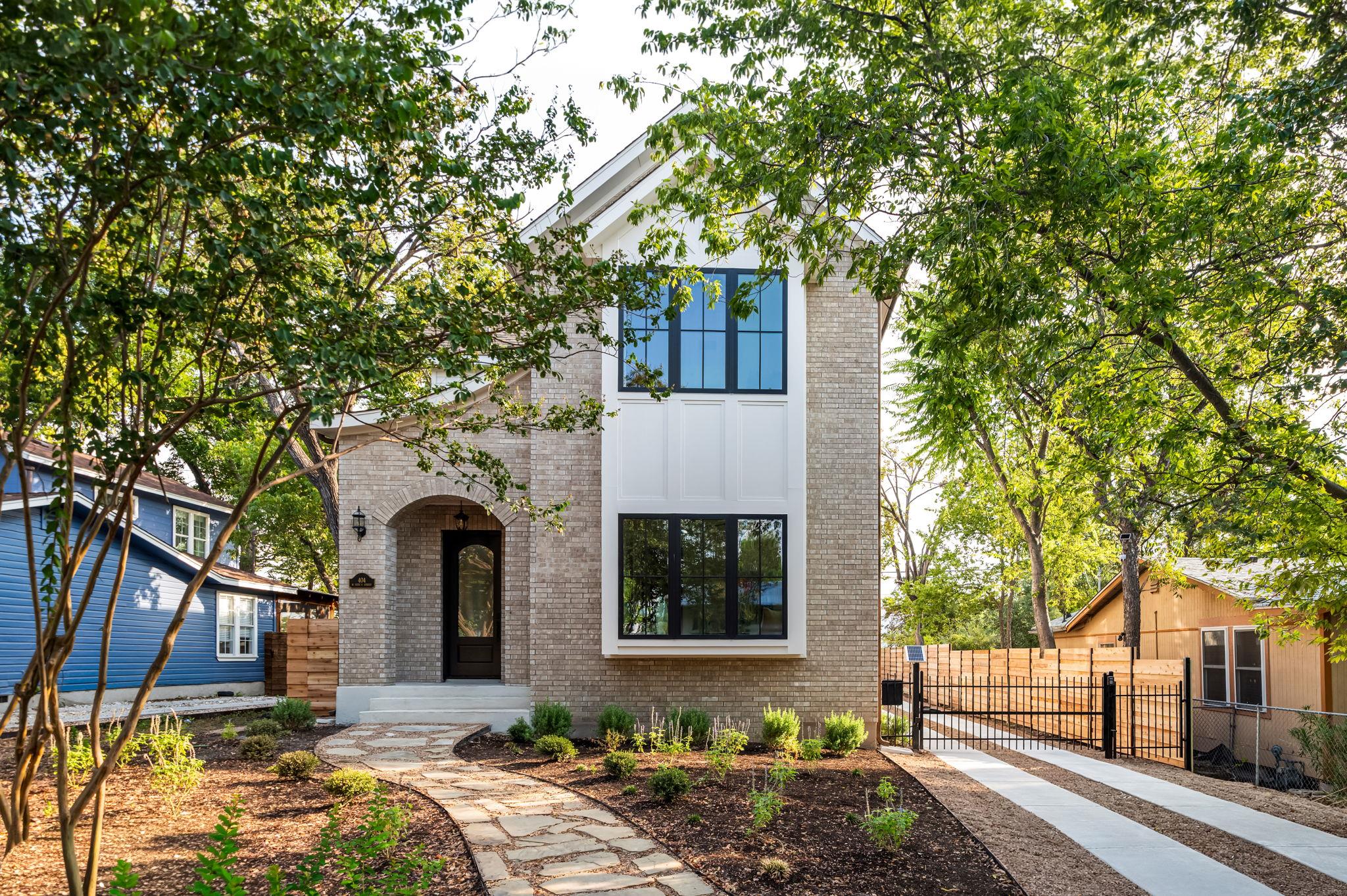 404 W 55th 1/2 ST, Austin, TX 78751