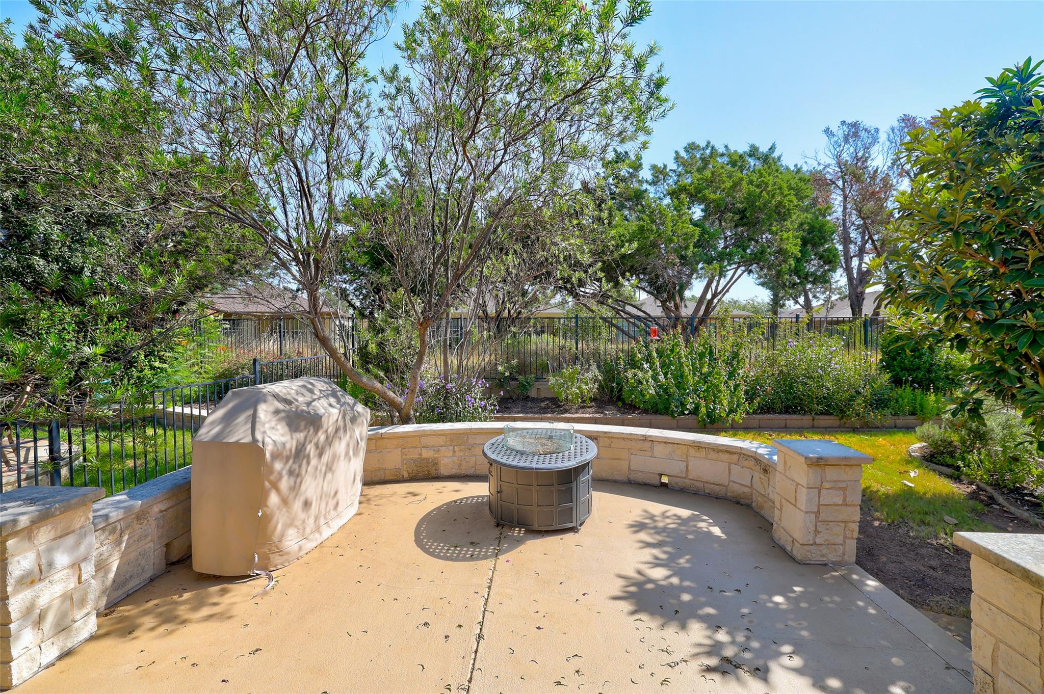600 Salado Creek LN, Georgetown, TX 78633