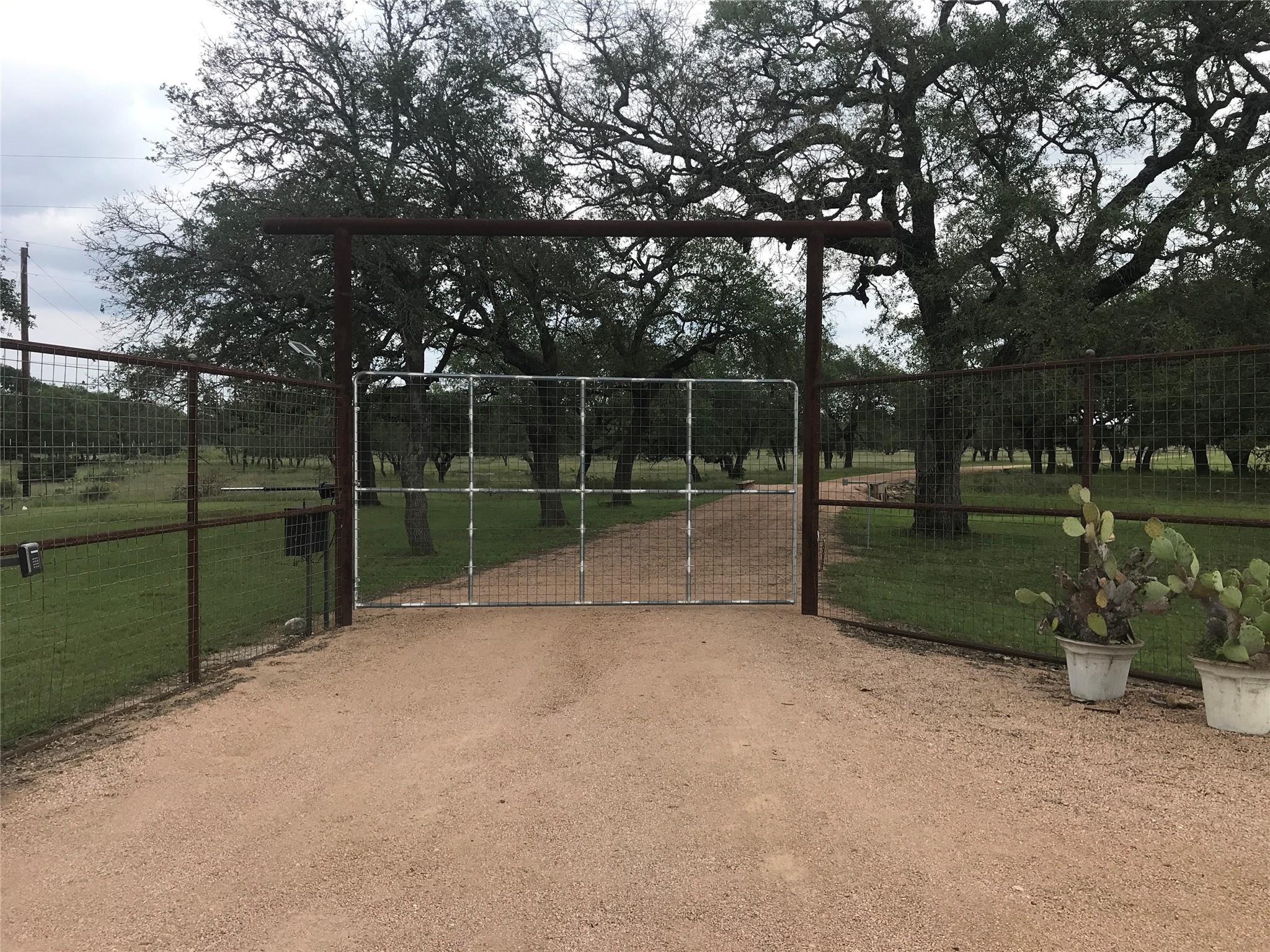 4239 County Road 336, Bertram, TX 78605