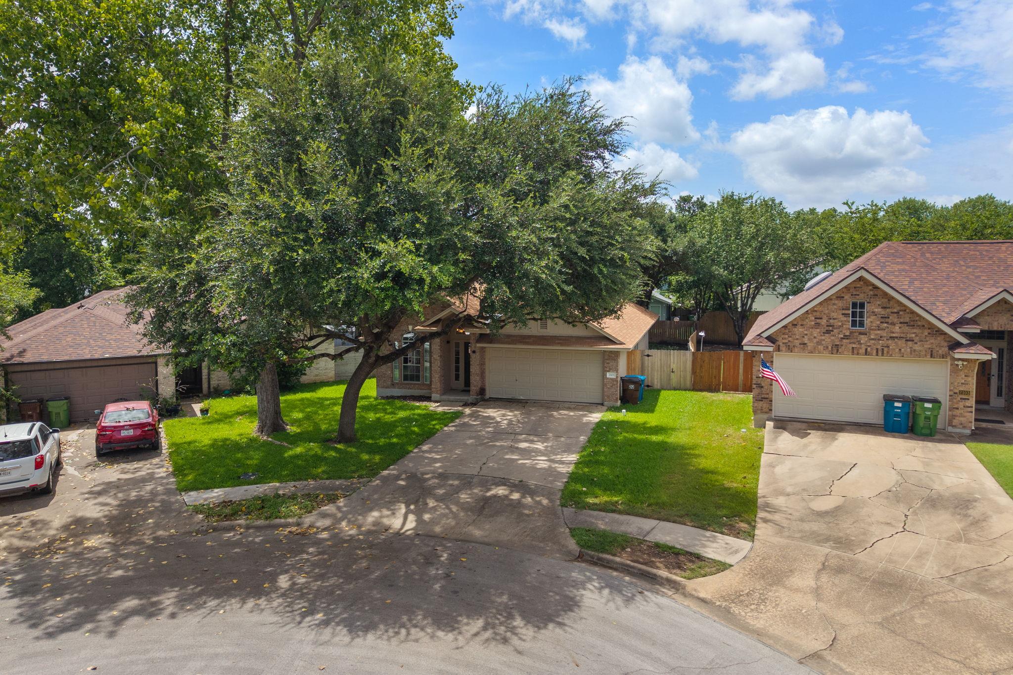2105 Yaupon HOLW, Round Rock, TX 78664