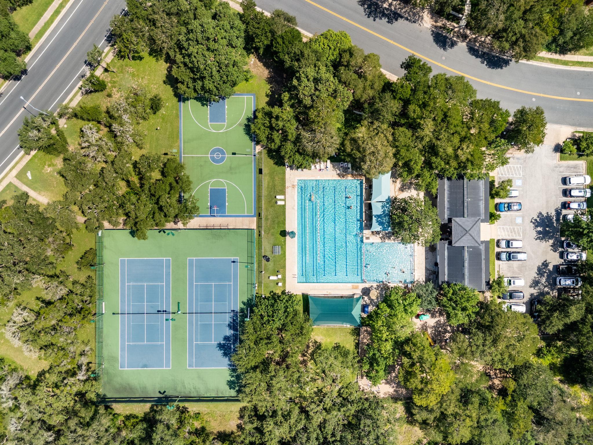 4404 Travis Country CIR #D2, Austin, TX 78735