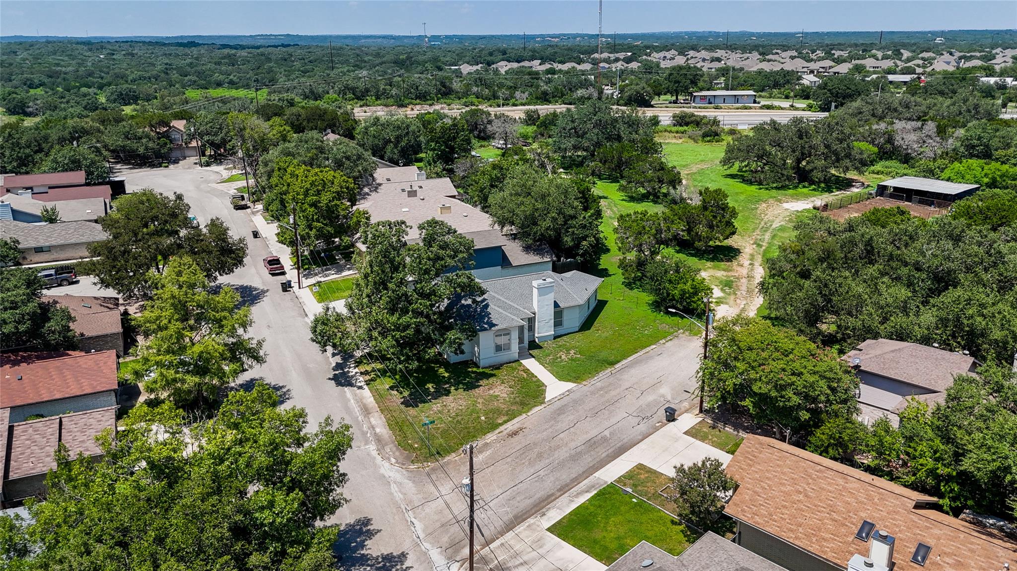 703 Lazy Bluff LN, New Braunfels, TX 78130