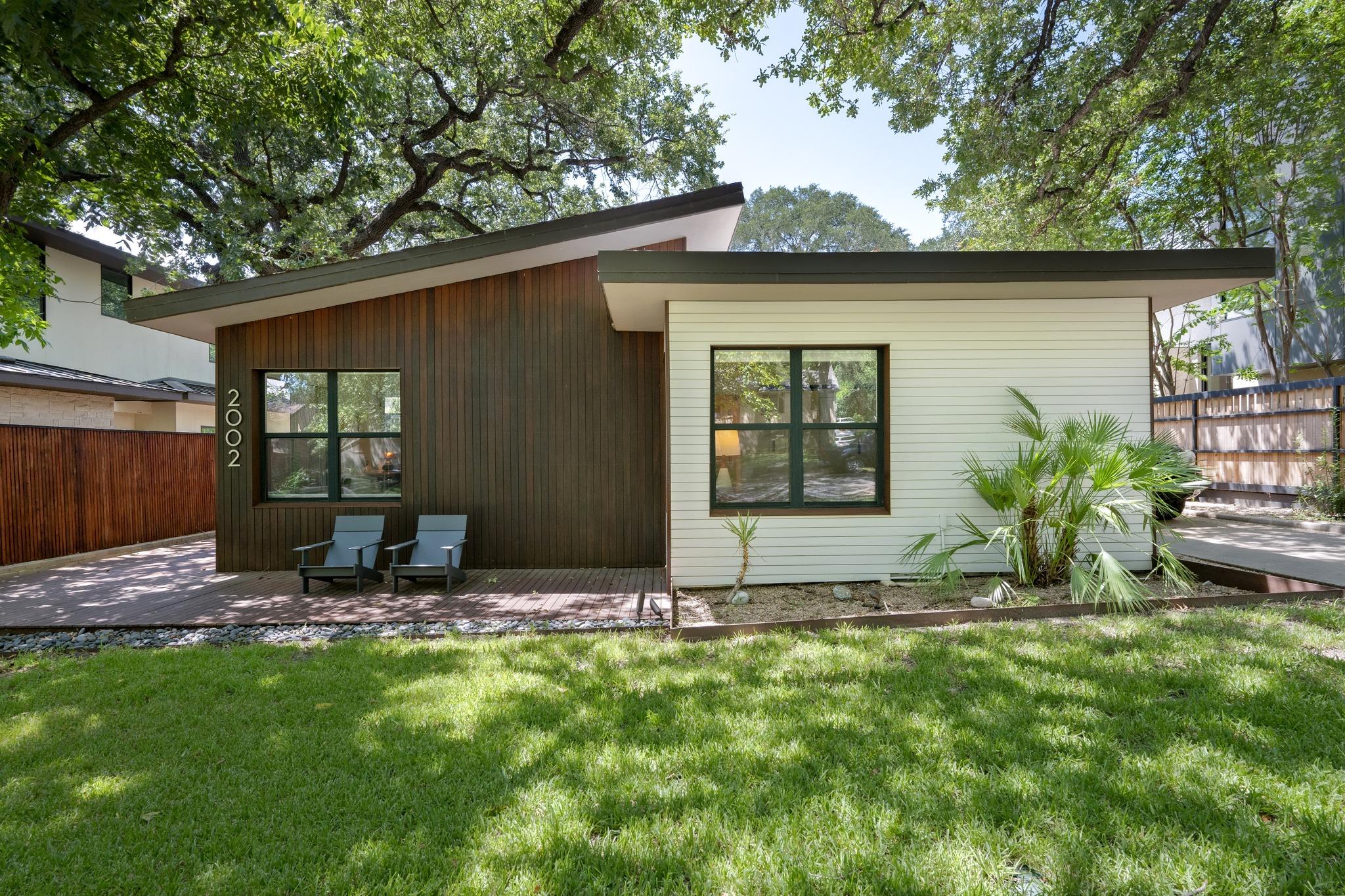 2002 Meadowbrook DR, Austin, TX 78703