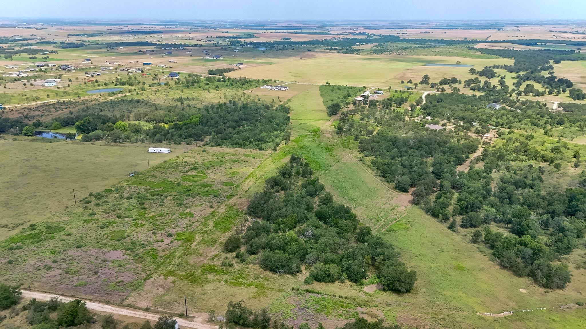2690 County Road 466, Elgin, TX 78621