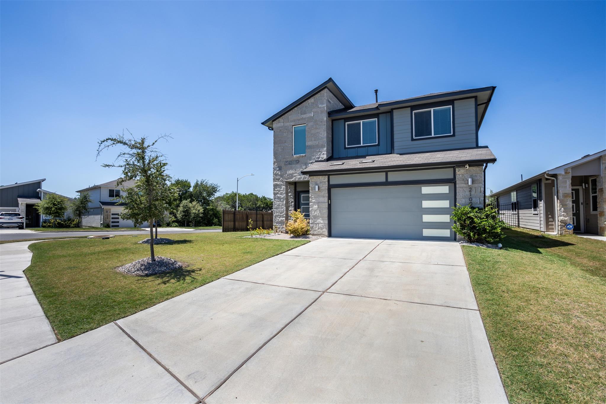 2100 Tucker LN, Austin, TX 78754